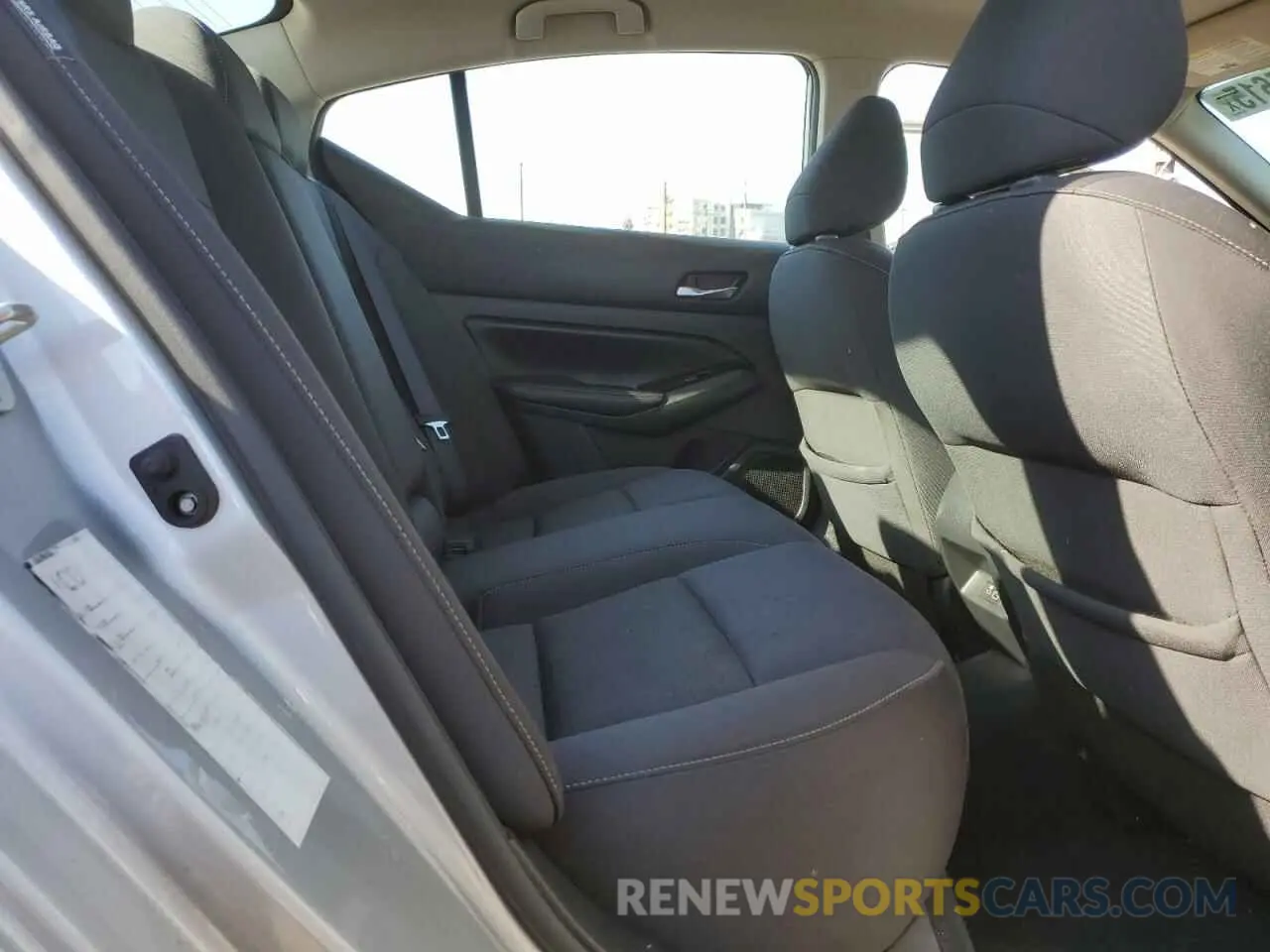 10 Фотография поврежденного автомобиля 1N4BL4DV7MN334635 NISSAN ALTIMA 2021