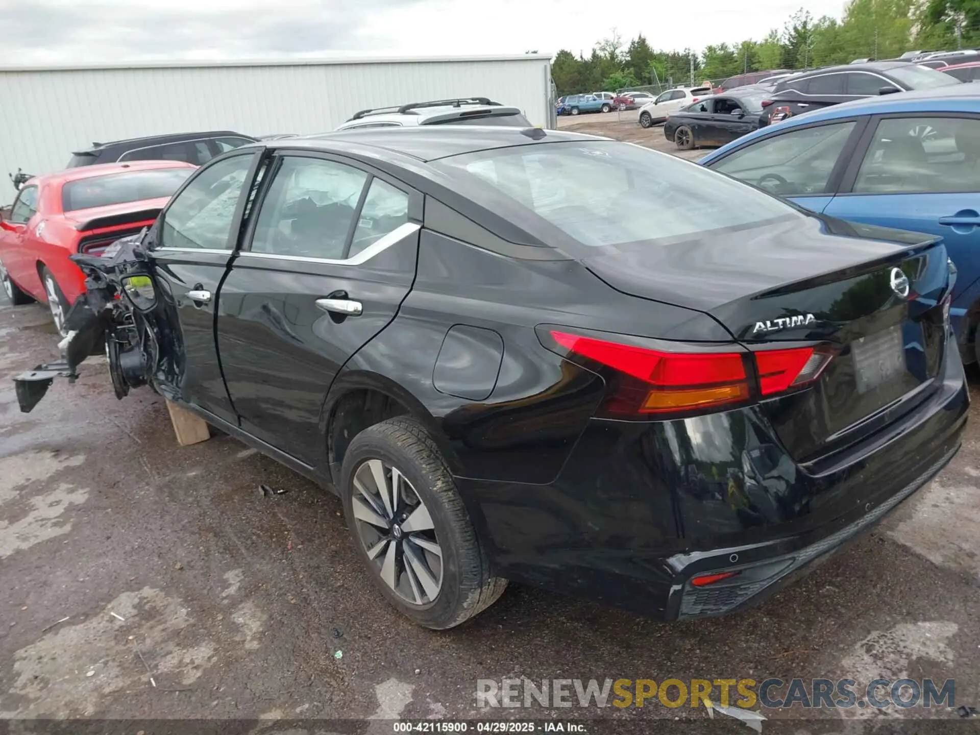 3 Photograph of a damaged car 1N4BL4DV7MN335591 NISSAN ALTIMA 2021