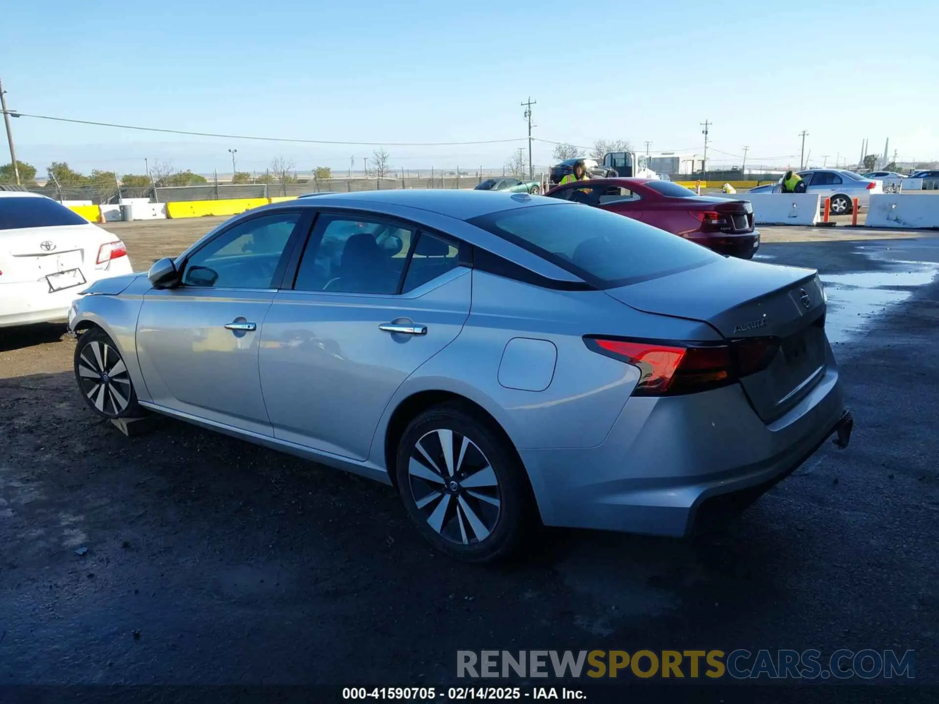 3 Фотография поврежденного автомобиля 1N4BL4DV7MN341133 NISSAN ALTIMA 2021