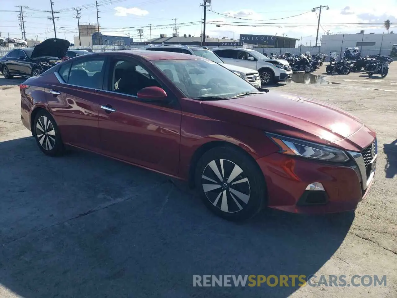 4 Photograph of a damaged car 1N4BL4DV7MN414985 NISSAN ALTIMA 2021