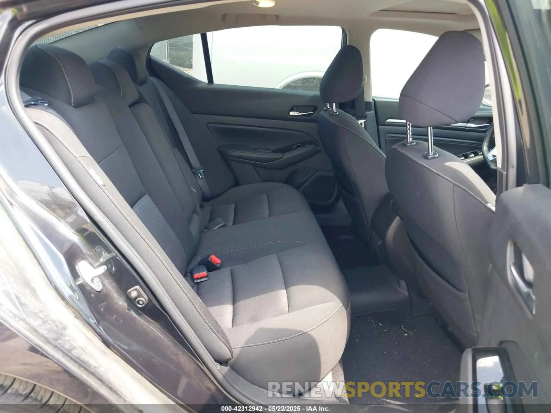 8 Фотография поврежденного автомобиля 1N4BL4DV8MN300042 NISSAN ALTIMA 2021