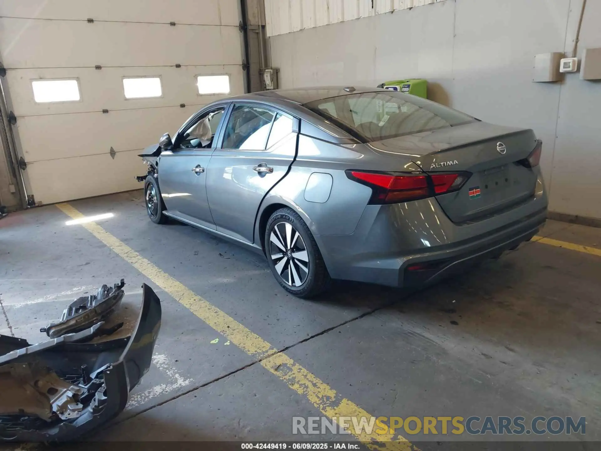 3 Photograph of a damaged car 1N4BL4DV8MN306651 NISSAN ALTIMA 2021