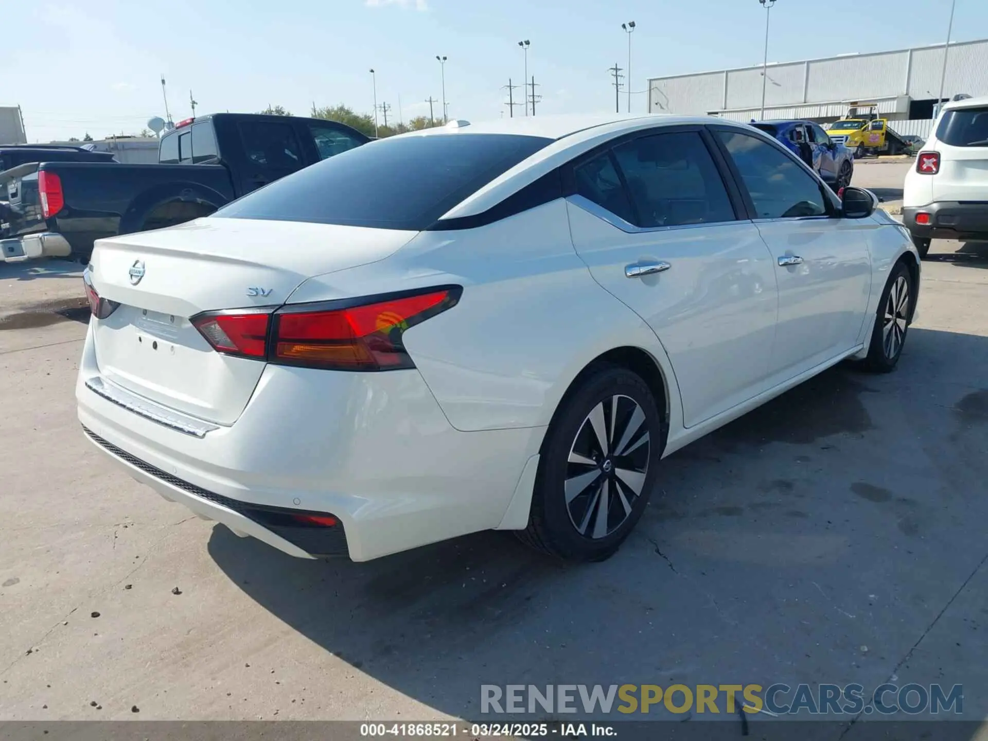 4 Фотография поврежденного автомобиля 1N4BL4DV8MN317374 NISSAN ALTIMA 2021