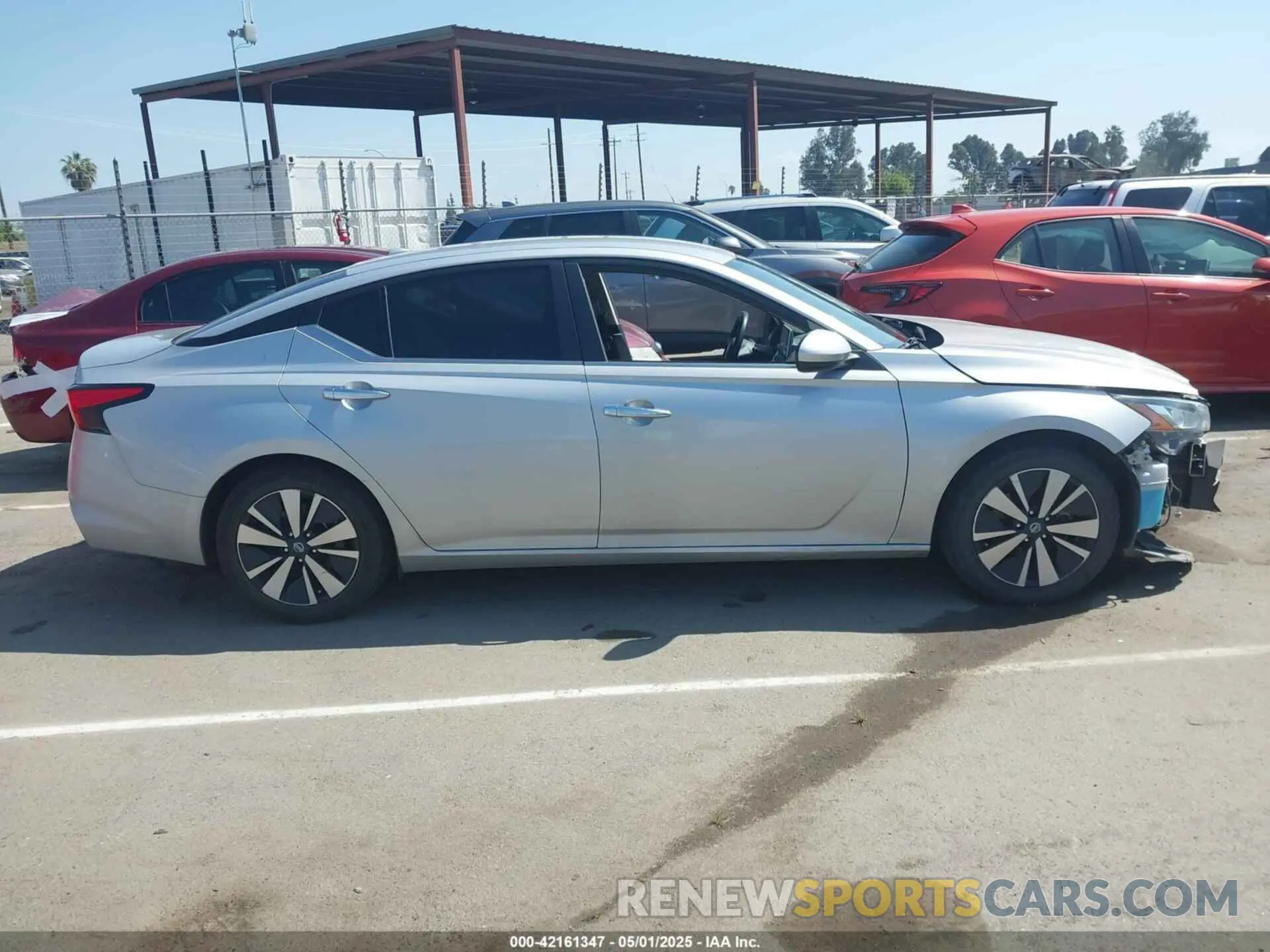 14 Photograph of a damaged car 1N4BL4DV8MN334997 NISSAN ALTIMA 2021