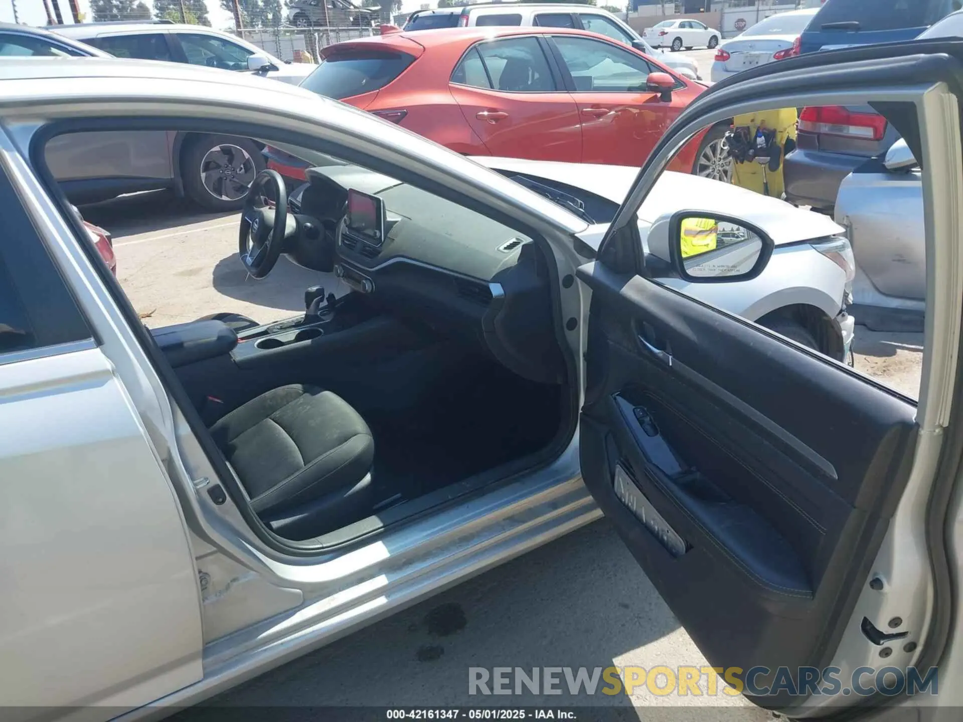 5 Photograph of a damaged car 1N4BL4DV8MN334997 NISSAN ALTIMA 2021