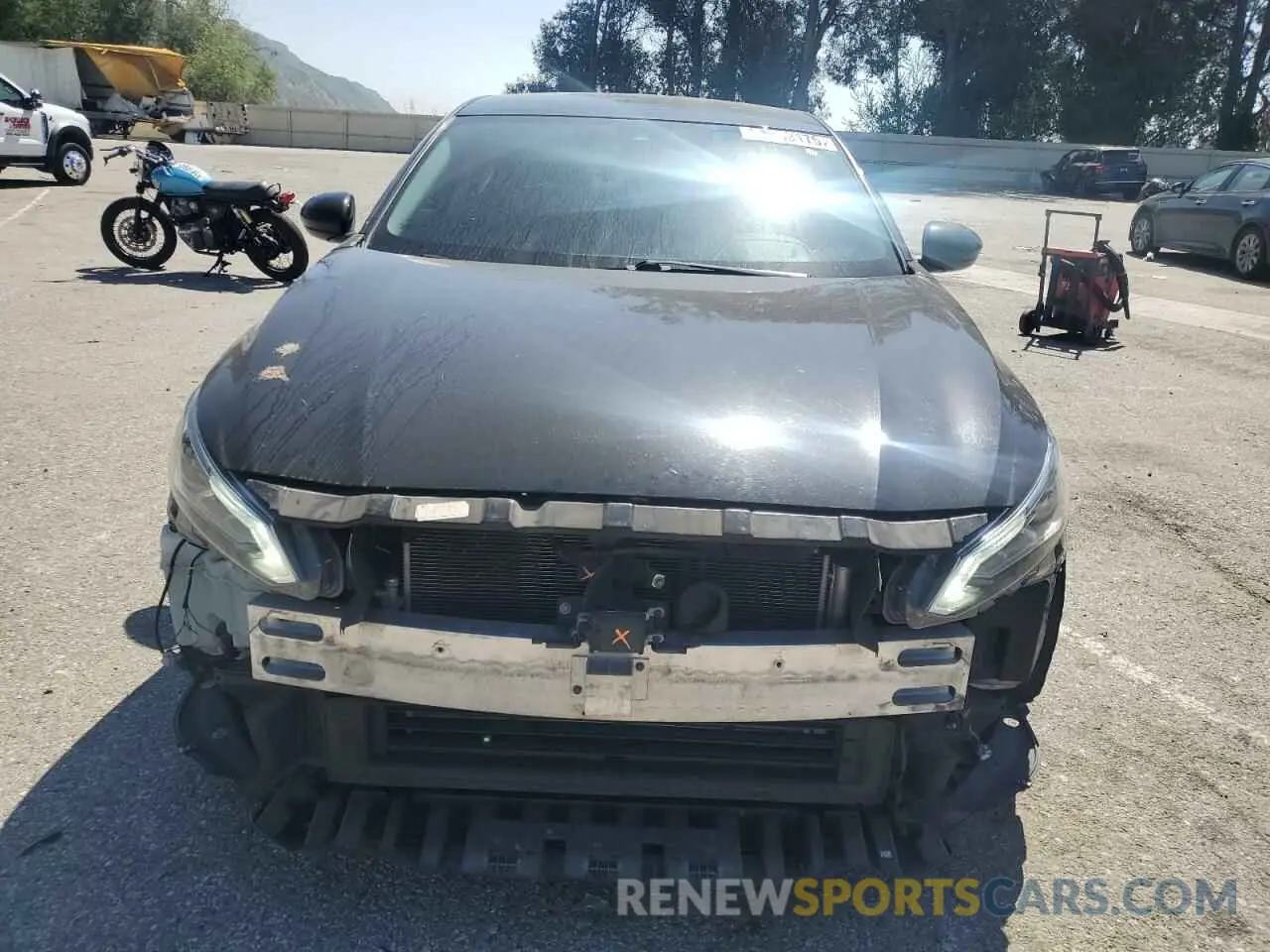 5 Photograph of a damaged car 1N4BL4DV8MN360189 NISSAN ALTIMA 2021