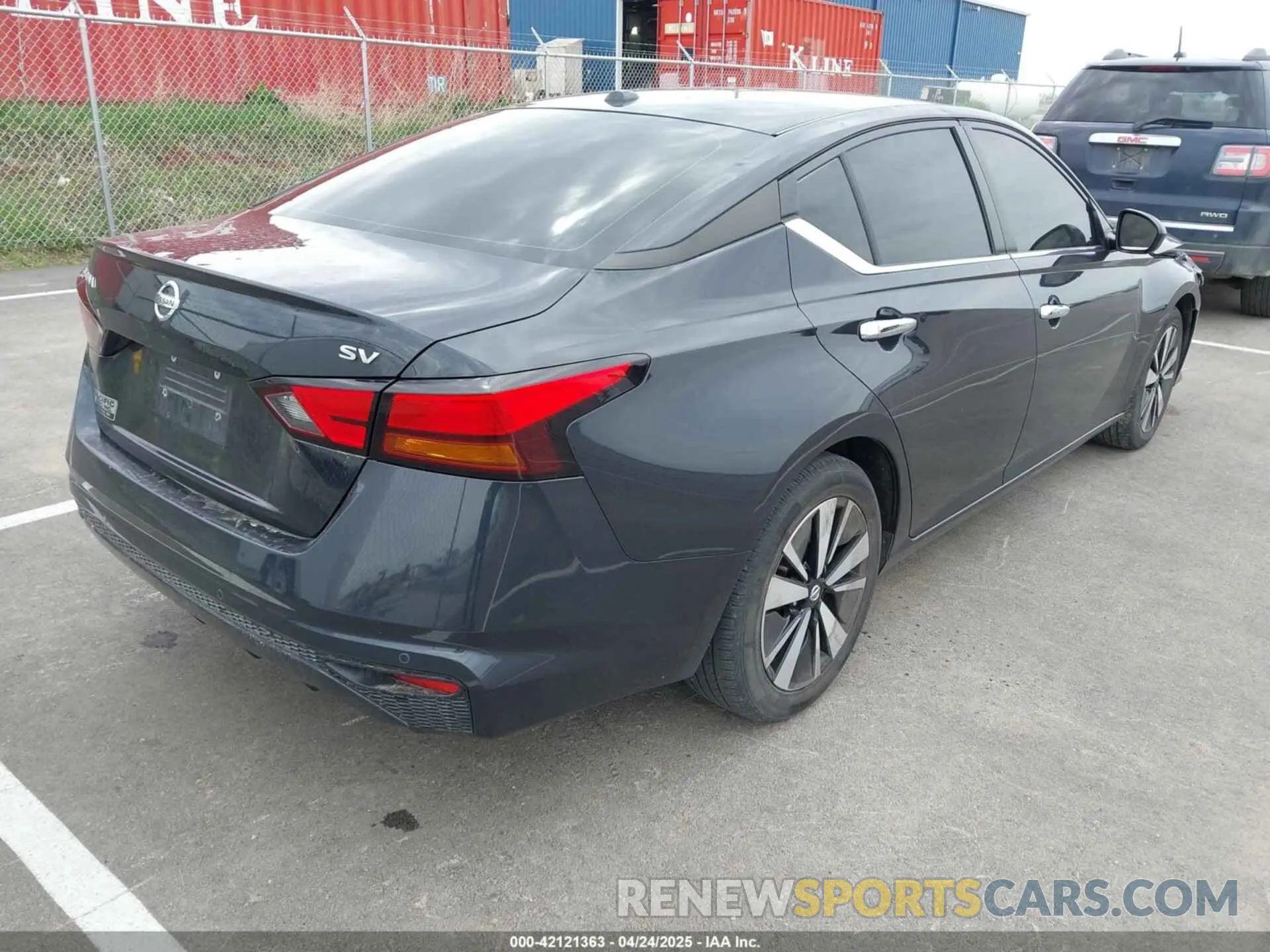 4 Photograph of a damaged car 1N4BL4DV9MN350416 NISSAN ALTIMA 2021