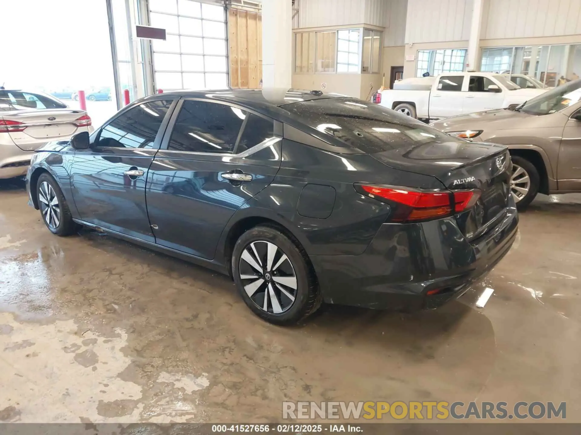 3 Photograph of a damaged car 1N4BL4DV9MN407777 NISSAN ALTIMA 2021