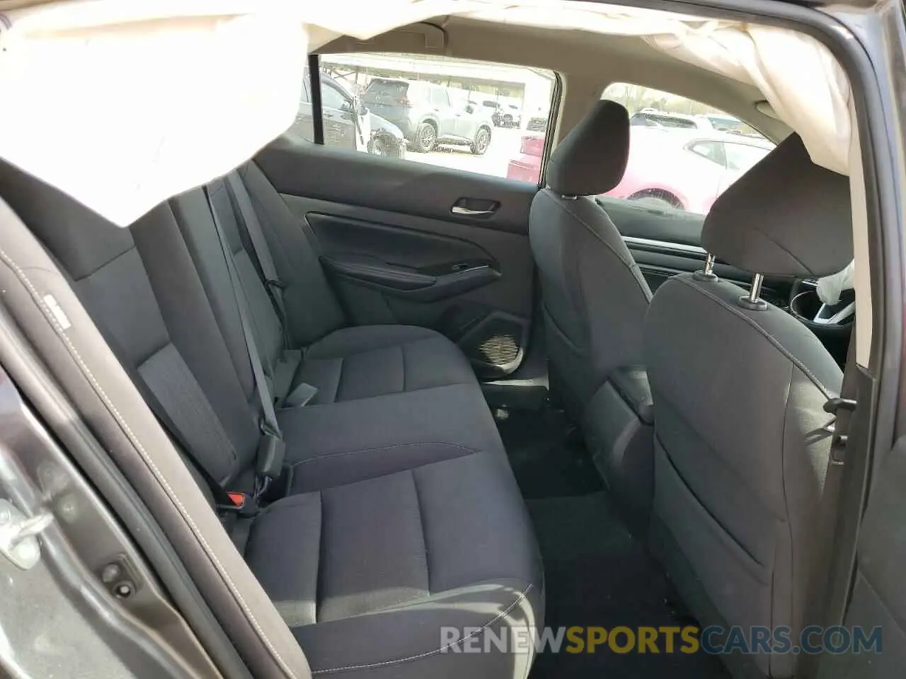 10 Photograph of a damaged car 1N4BL4DV9MN417824 NISSAN ALTIMA 2021