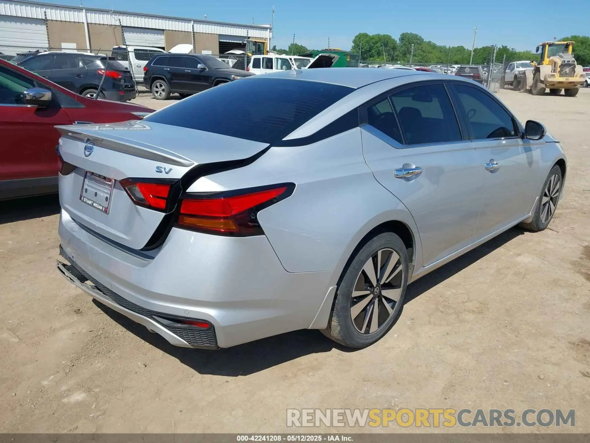 4 Photograph of a damaged car 1N4BL4DVXMN300205 NISSAN ALTIMA 2021