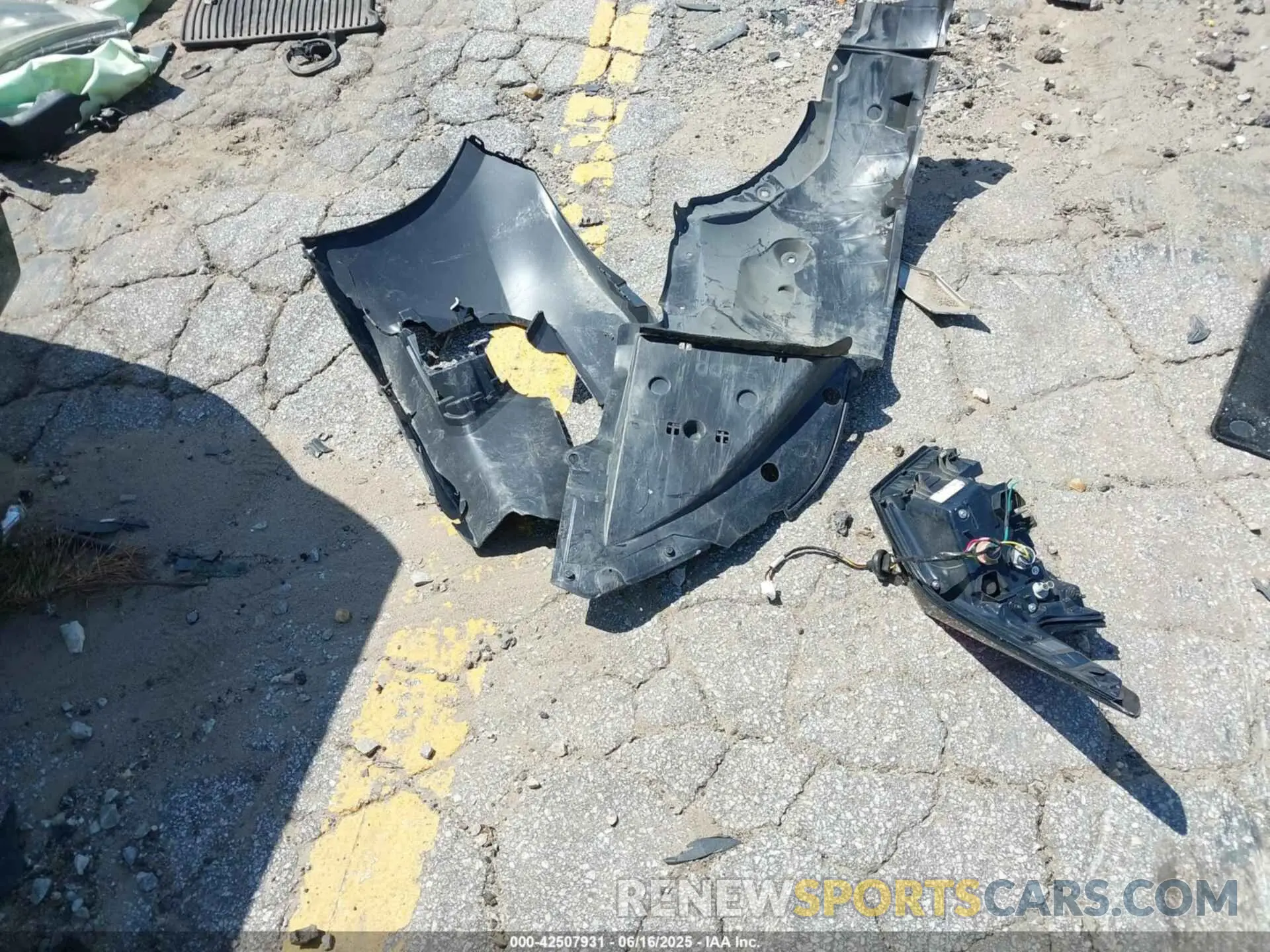 11 Photograph of a damaged car 1N4BL4DVXMN311379 NISSAN ALTIMA 2021