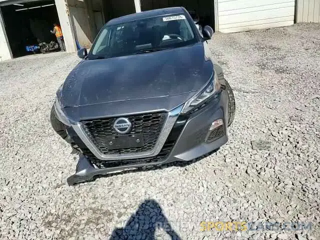 14 Photograph of a damaged car 1N4BL4DVXMN318834 NISSAN ALTIMA 2021