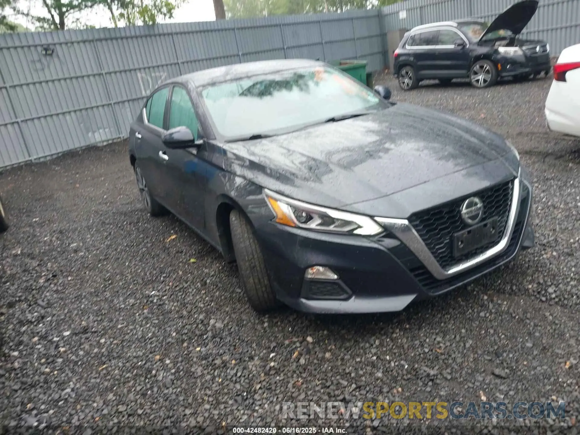 1 Фотография поврежденного автомобиля 1N4BL4DVXMN330384 NISSAN ALTIMA 2021