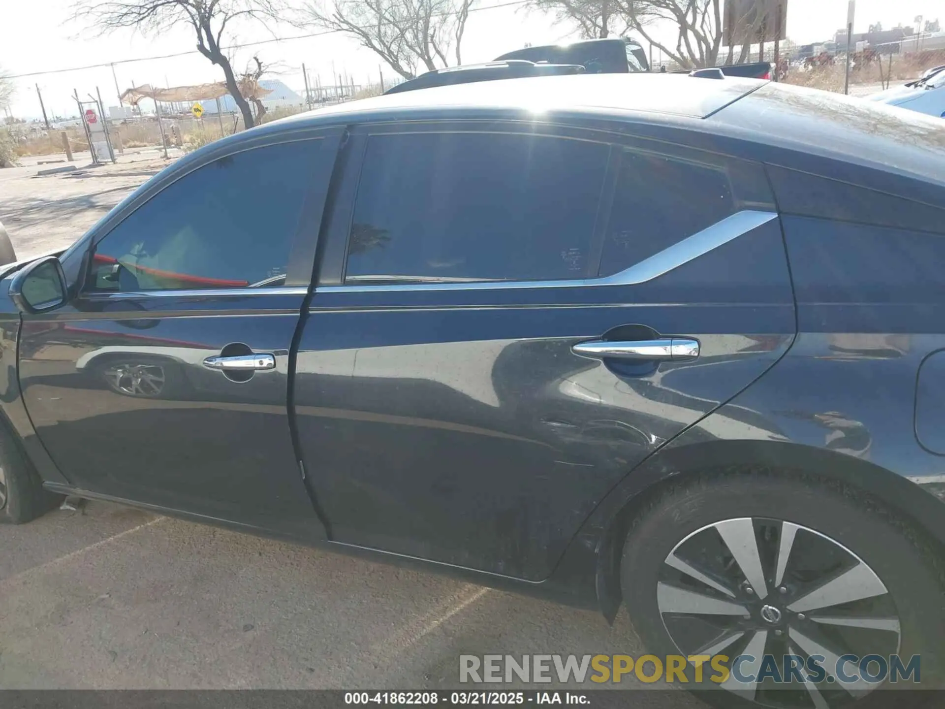 14 Photograph of a damaged car 1N4BL4DVXMN336542 NISSAN ALTIMA 2021