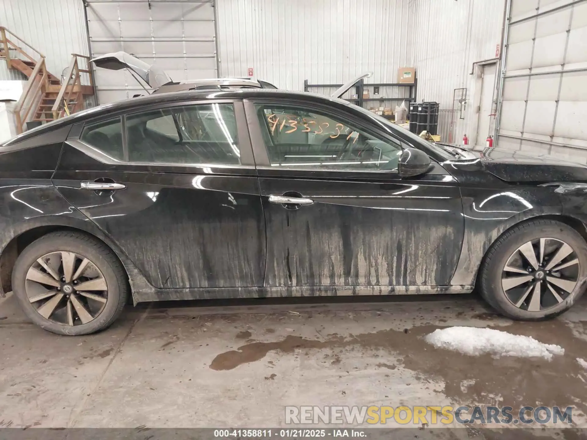 14 Photograph of a damaged car 1N4BL4DVXMN348500 NISSAN ALTIMA 2021