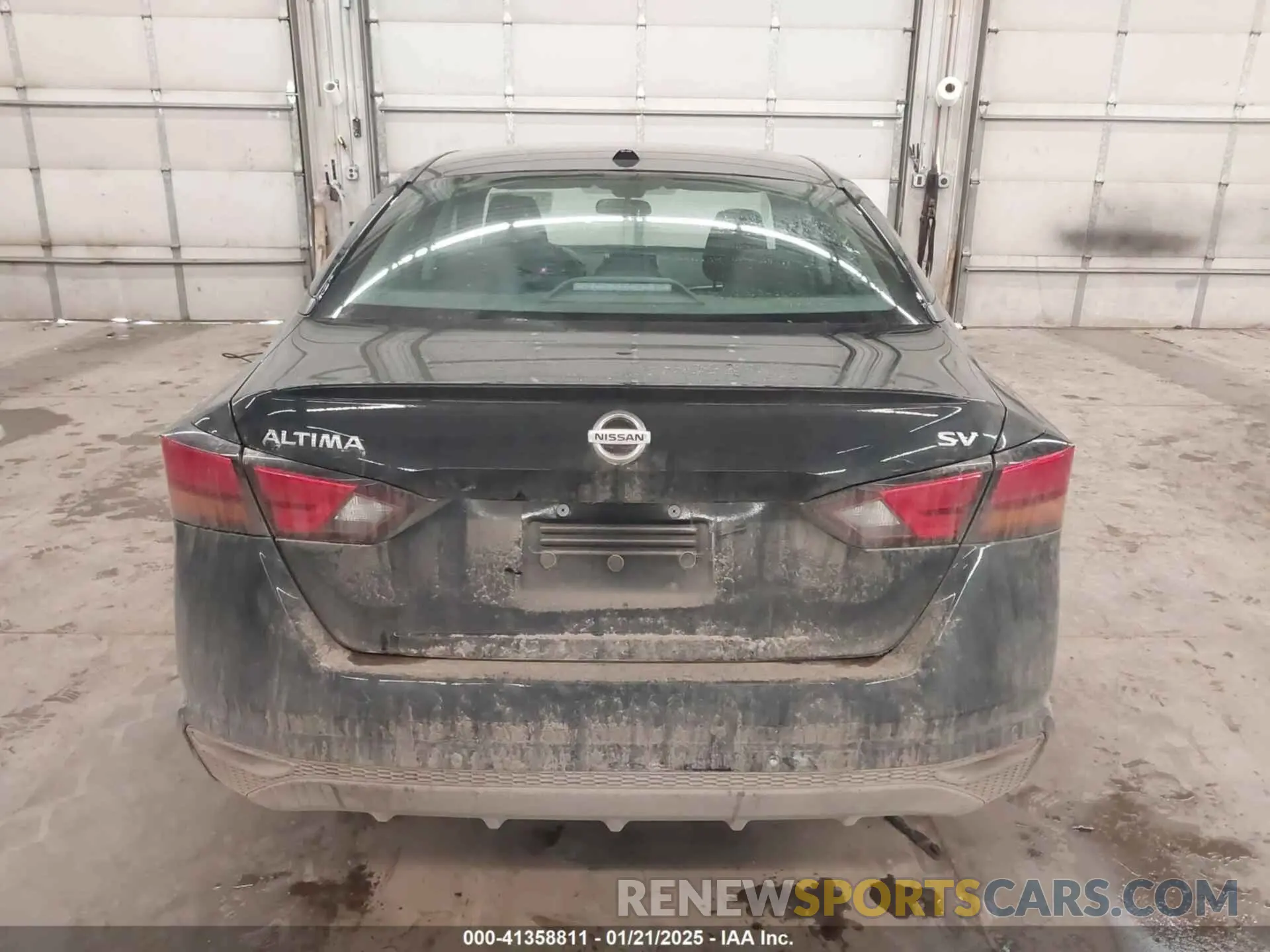 17 Photograph of a damaged car 1N4BL4DVXMN348500 NISSAN ALTIMA 2021