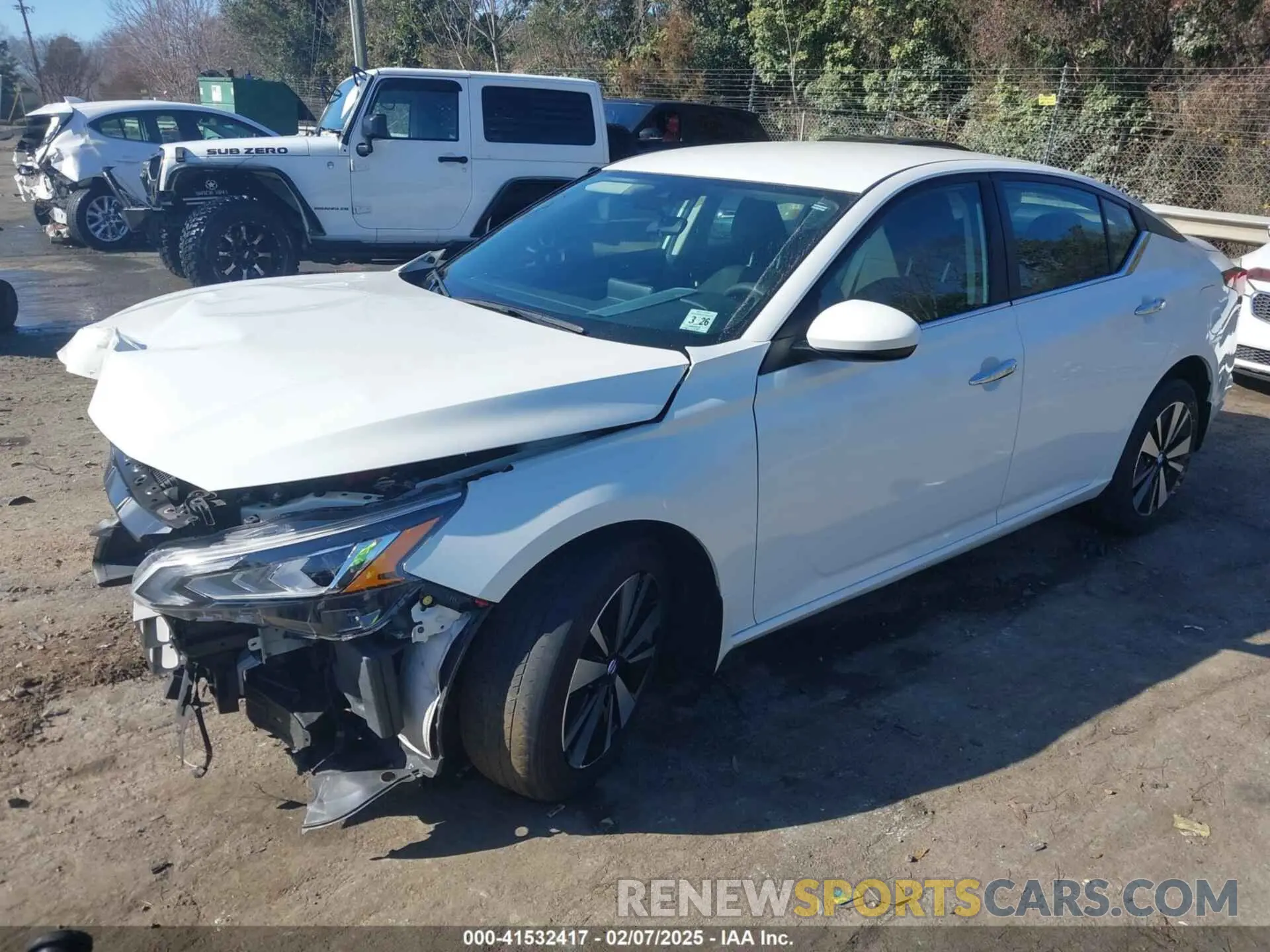 2 Photograph of a damaged car 1N4BL4DW1MN318603 NISSAN ALTIMA 2021