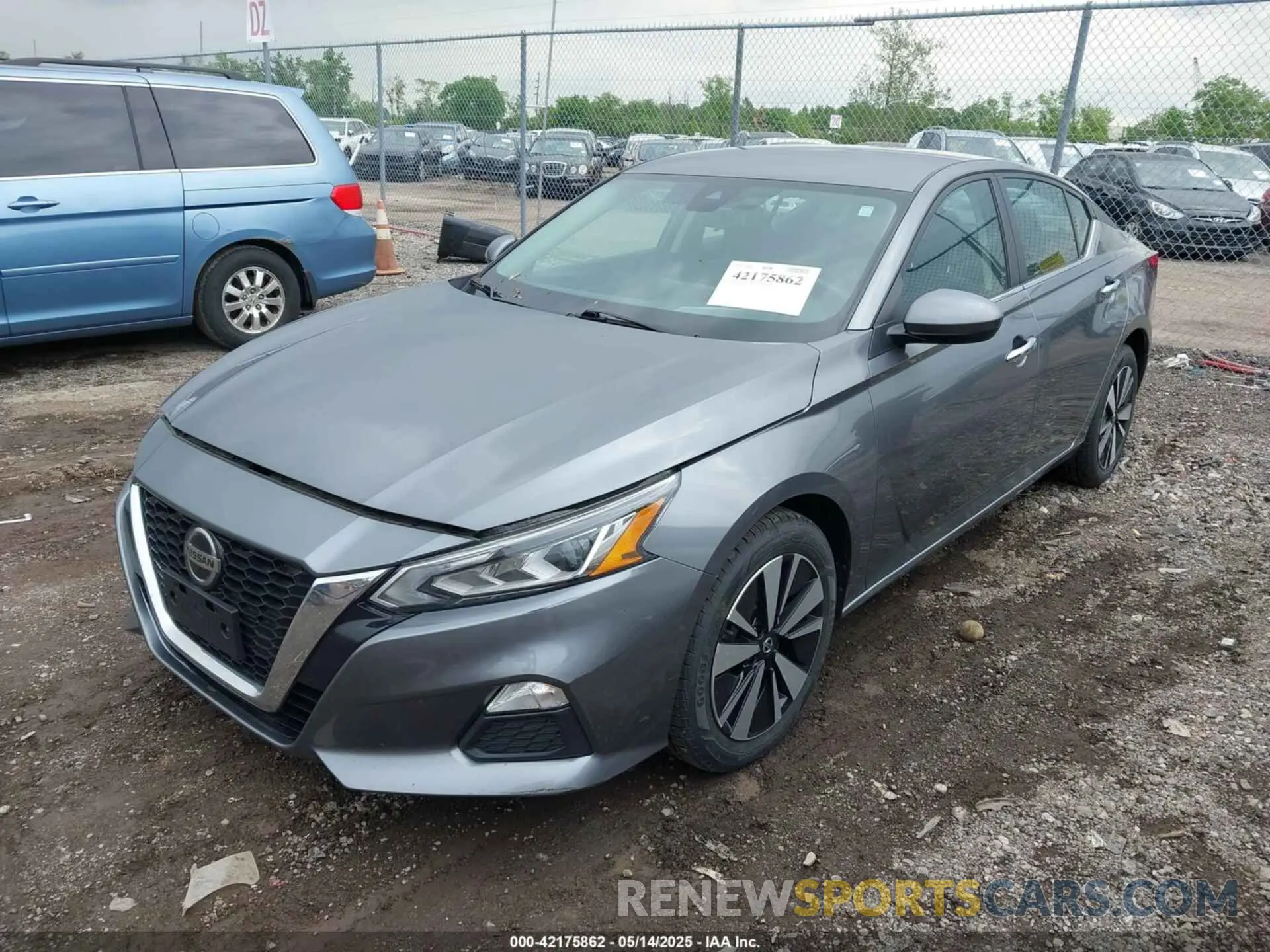 2 Photograph of a damaged car 1N4BL4DW6MN396195 NISSAN ALTIMA 2021