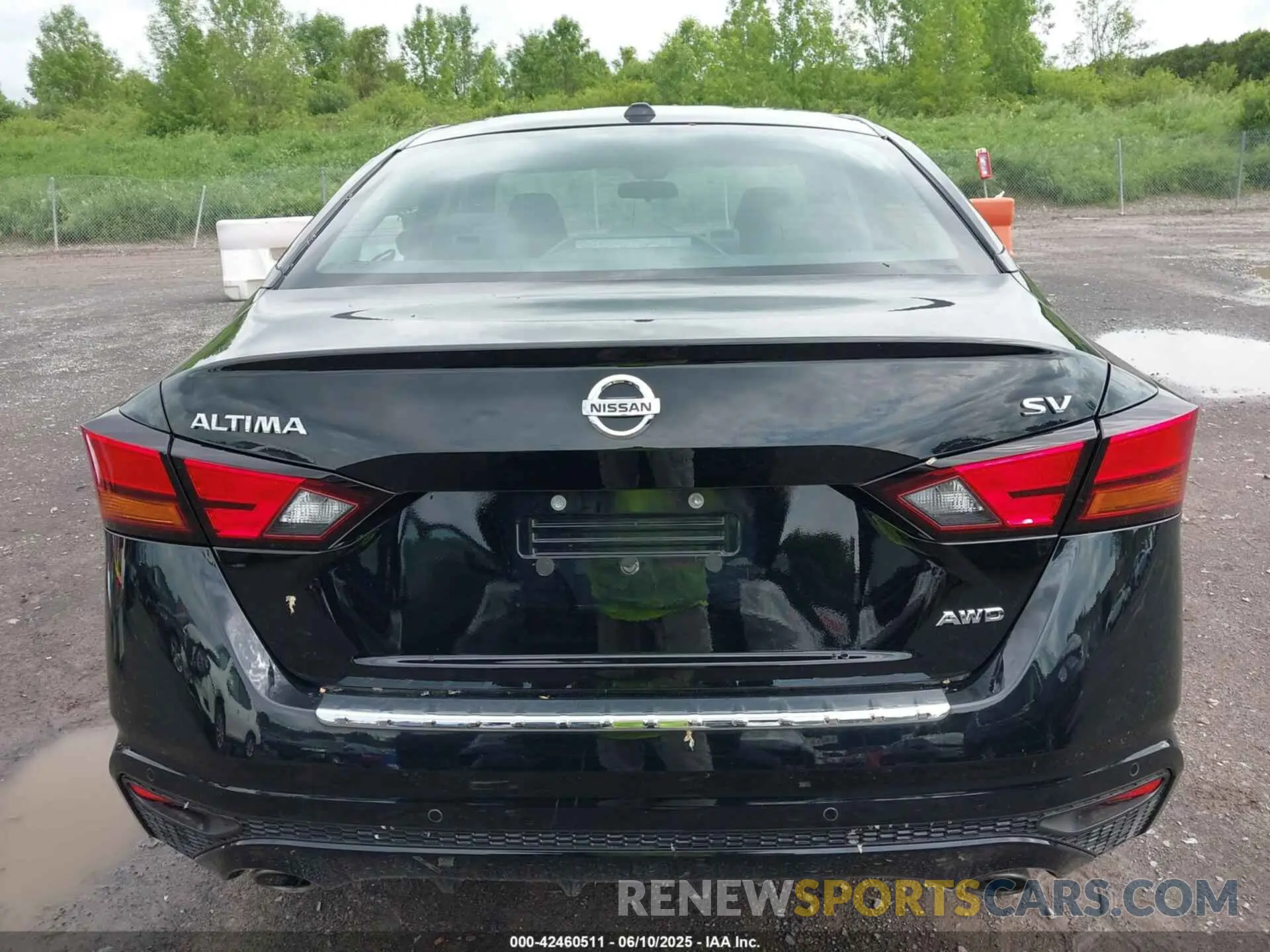 17 Photograph of a damaged car 1N4BL4DW7MN357499 NISSAN ALTIMA 2021