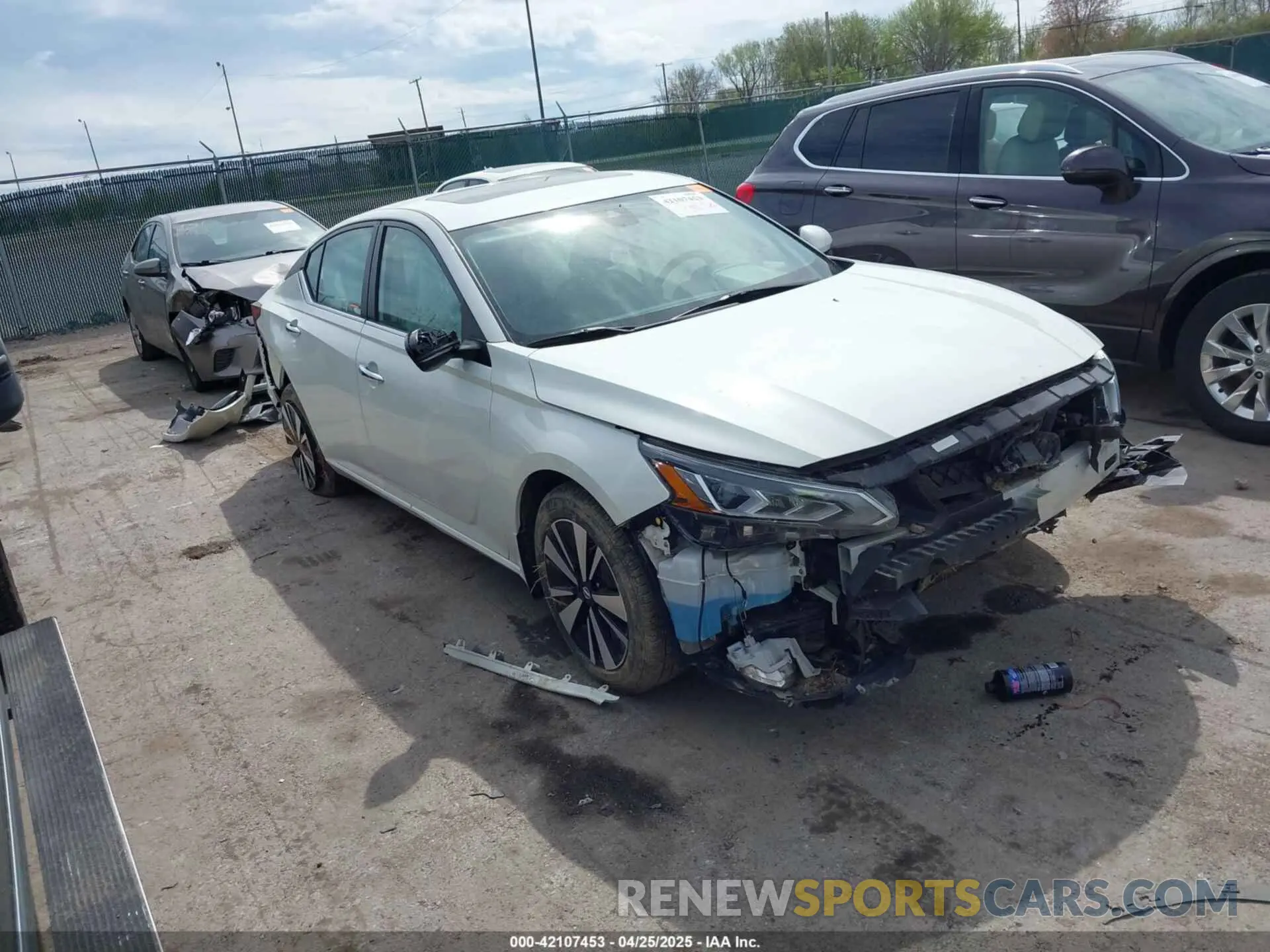 1 Photograph of a damaged car 1N4BL4DW7MN372228 NISSAN ALTIMA 2021