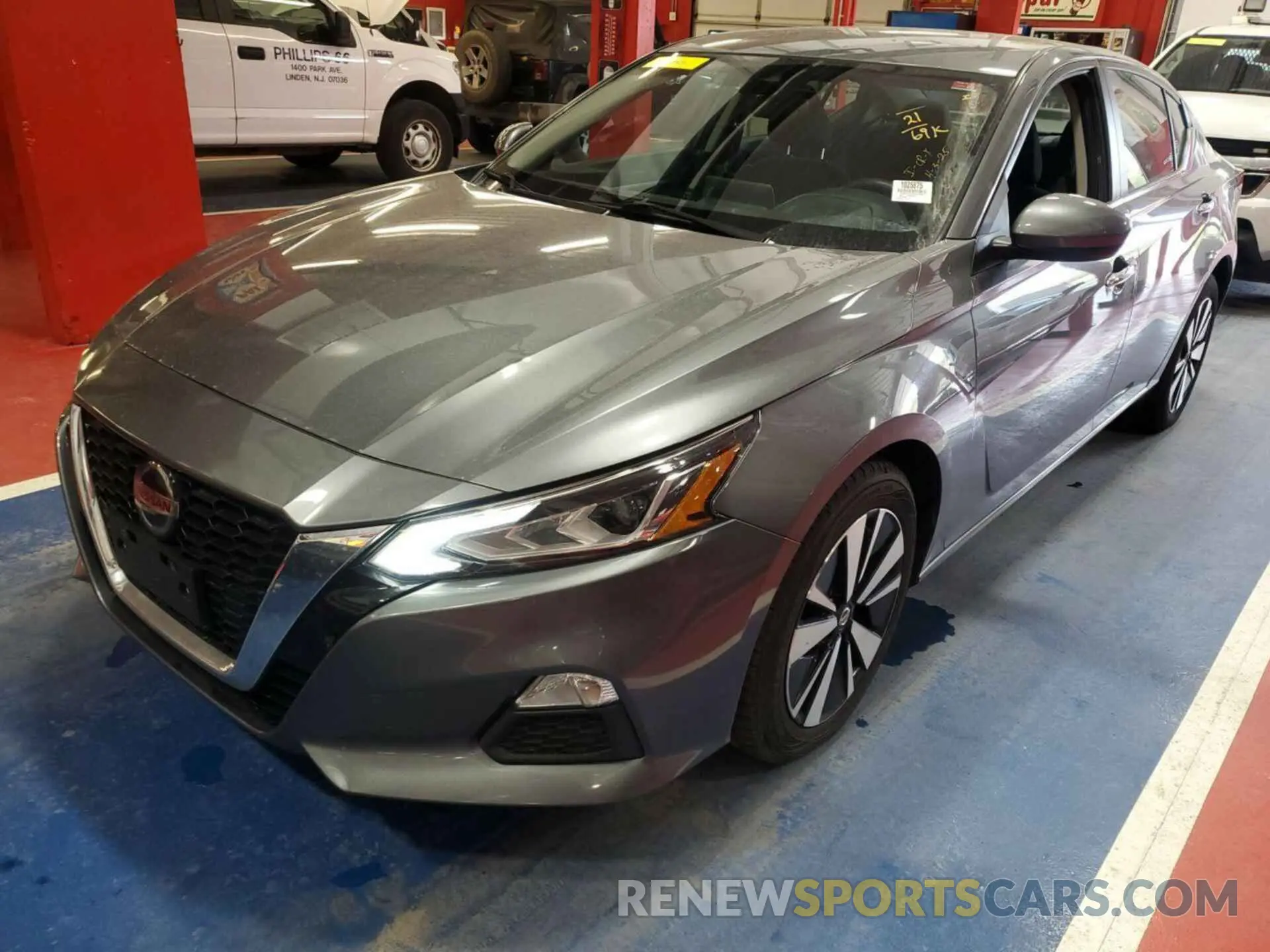 28 Photograph of a damaged car 1N4BL4DW8MN382296 NISSAN ALTIMA 2021