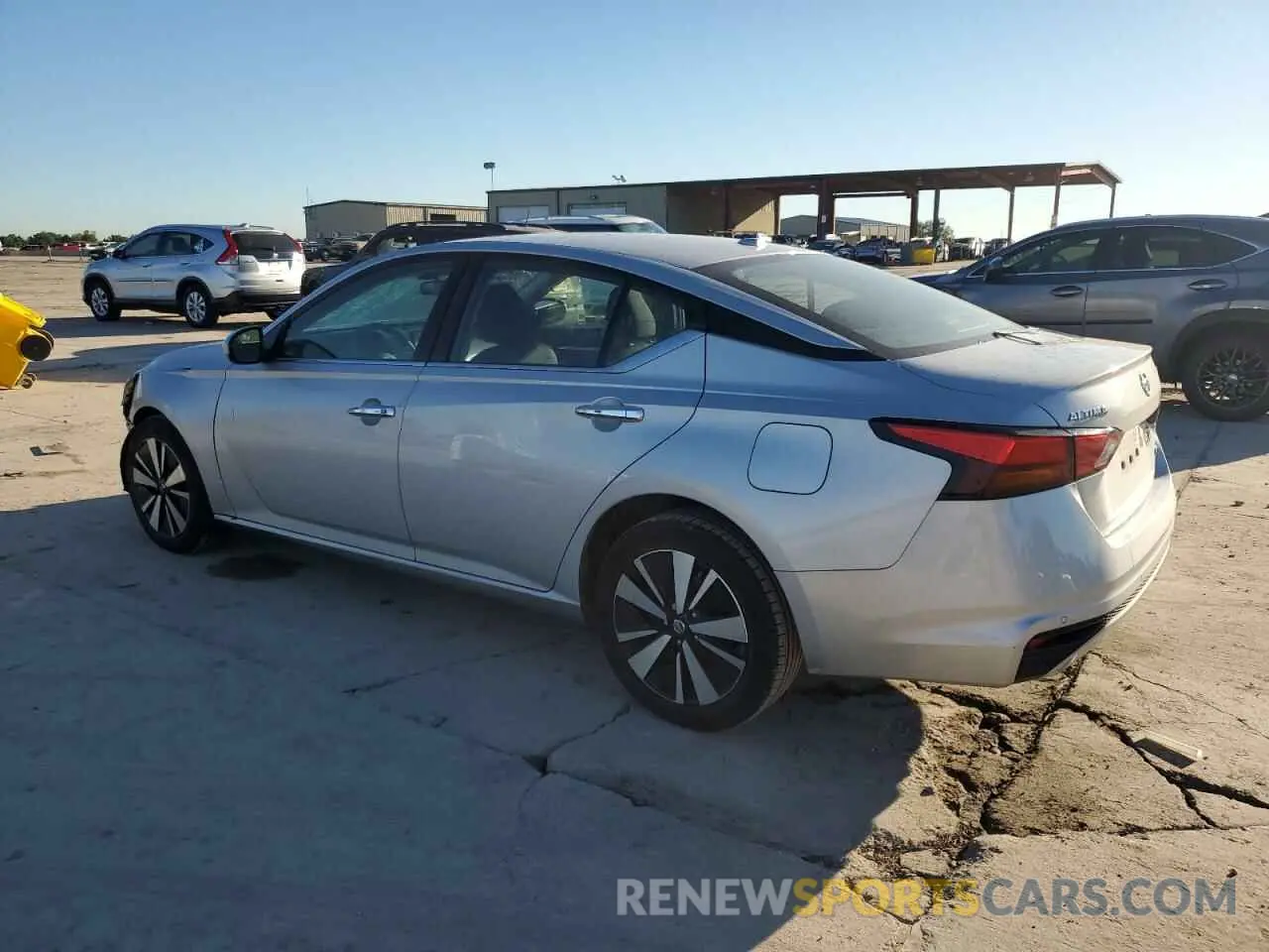 2 Photograph of a damaged car 1N4BL4DW9MN312435 NISSAN ALTIMA 2021