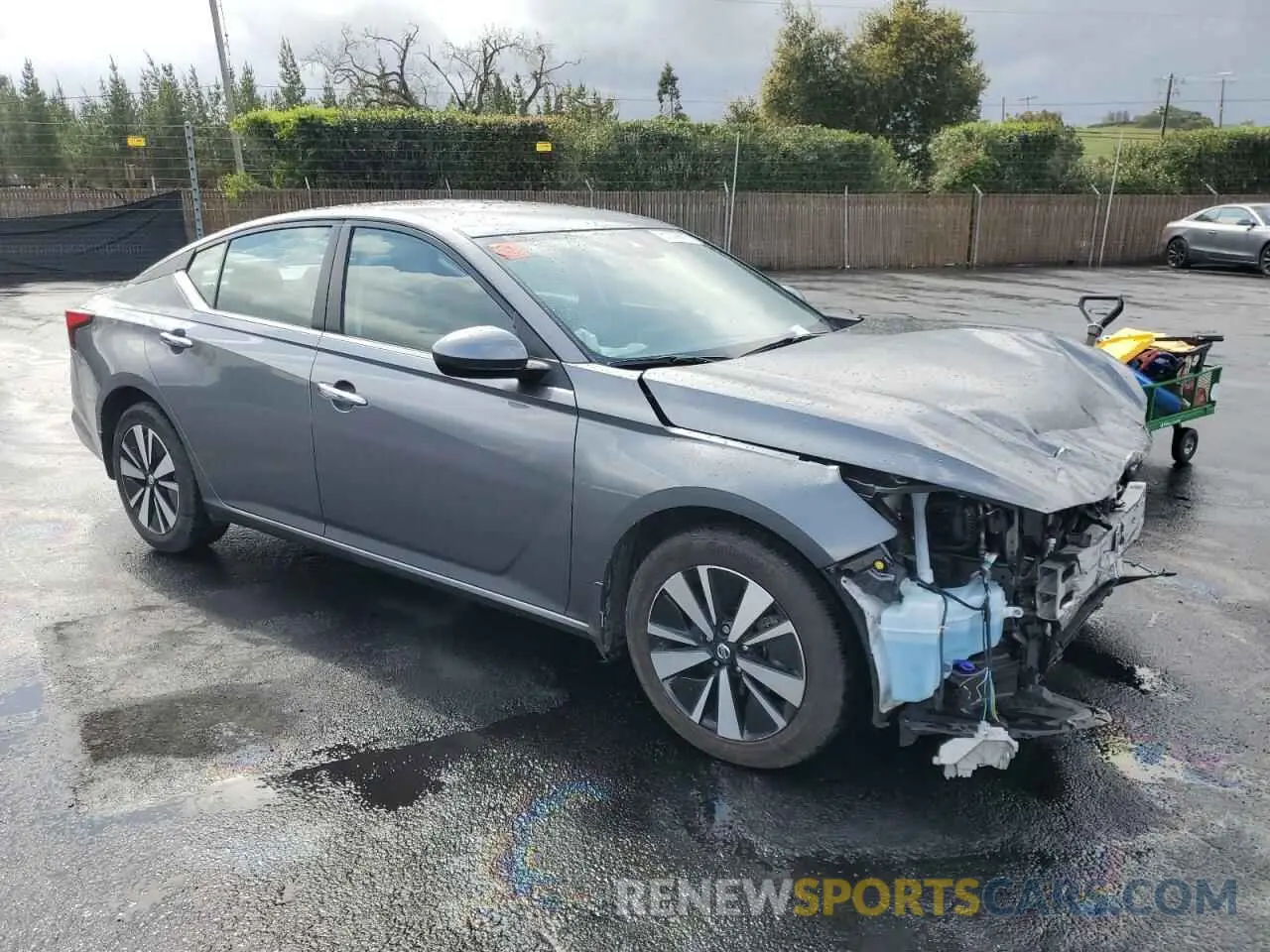 4 Photograph of a damaged car 1N4BL4DW9MN352787 NISSAN ALTIMA 2021