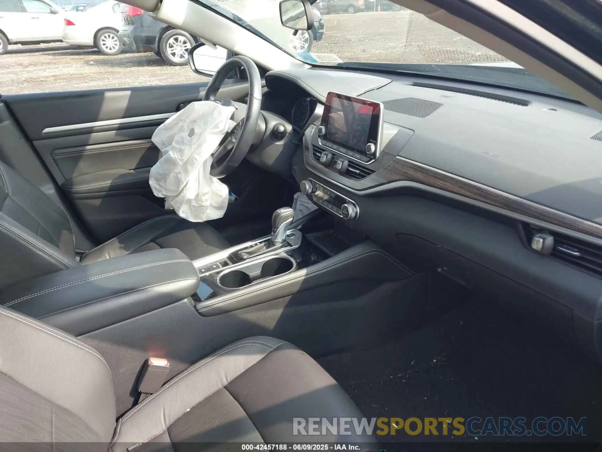 5 Photograph of a damaged car 1N4BL4EW7MN343164 NISSAN ALTIMA 2021