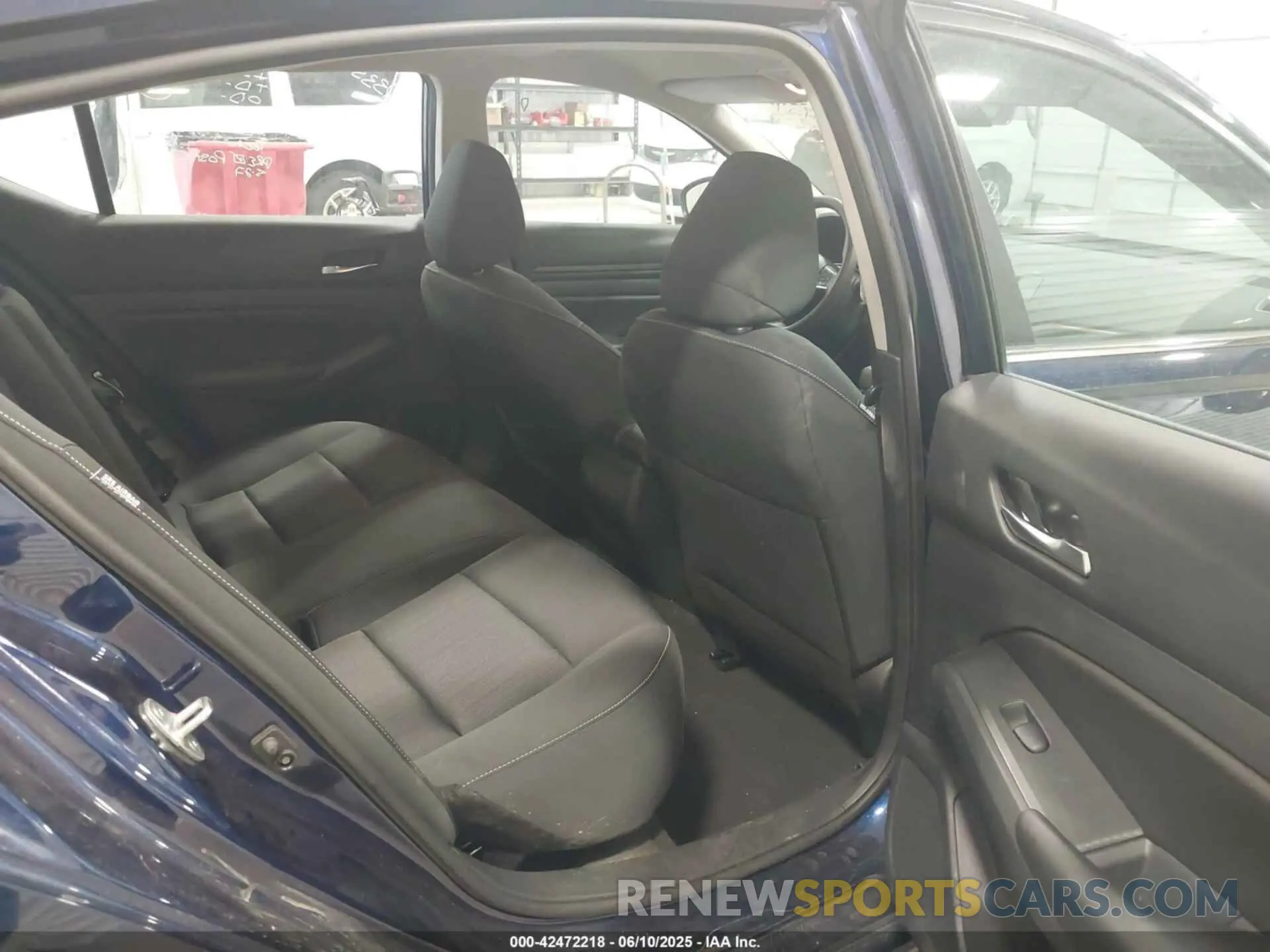8 Photograph of a damaged car 1N4BL4BV0NN379534 NISSAN ALTIMA 2022