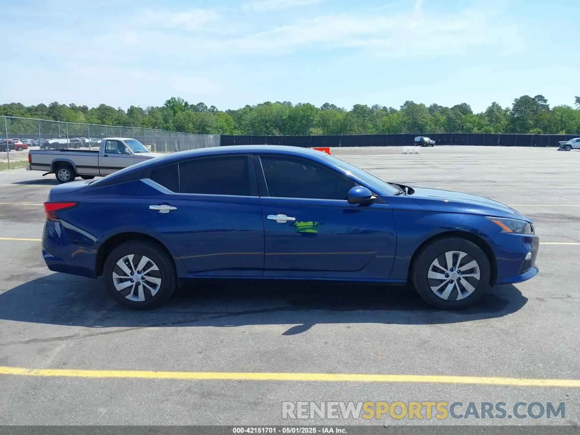 13 Photograph of a damaged car 1N4BL4BV2NN344378 NISSAN ALTIMA 2022