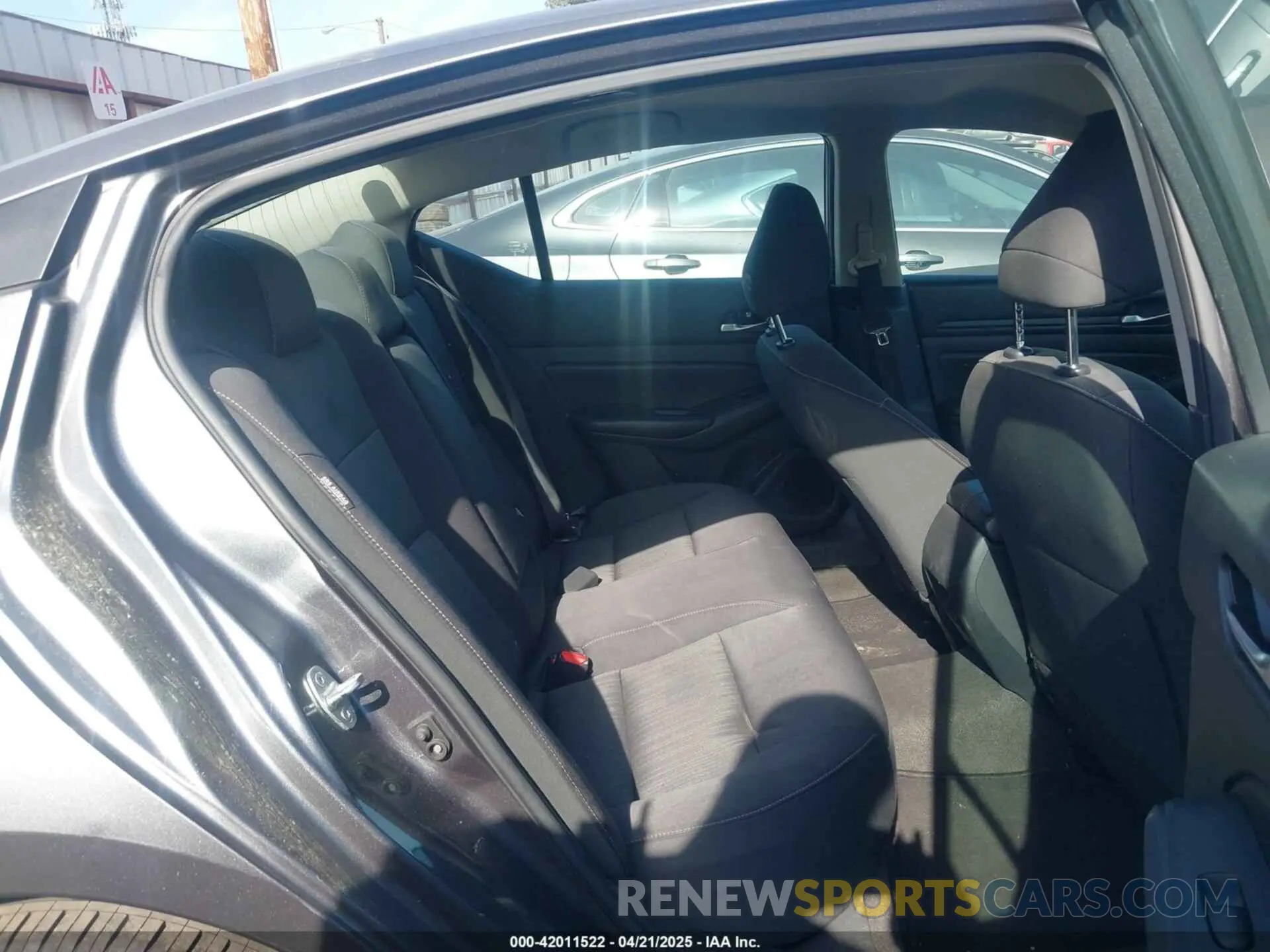 8 Photograph of a damaged car 1N4BL4BV3NN338296 NISSAN ALTIMA 2022