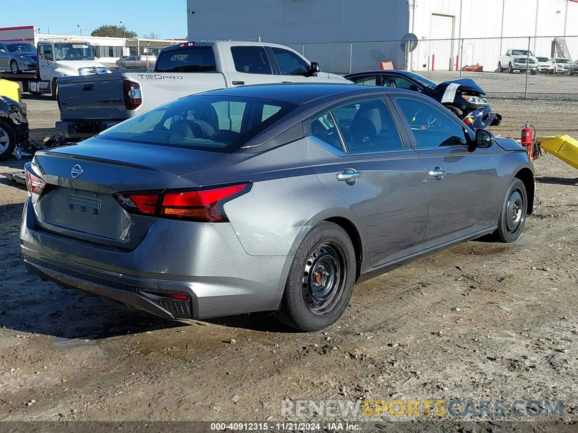 4 Фотография поврежденного автомобиля 1N4BL4BV5NN351227 NISSAN ALTIMA 2022