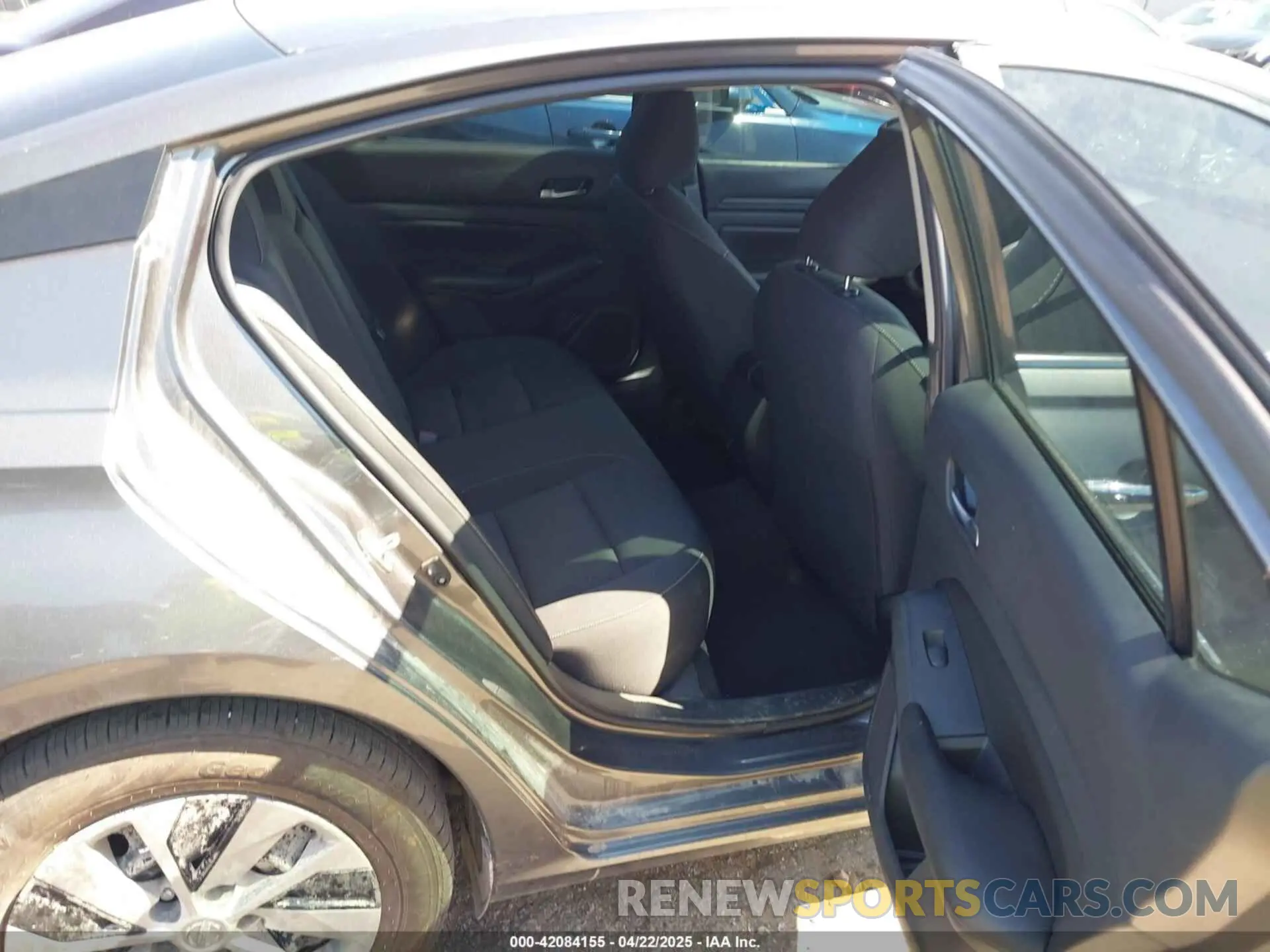 8 Photograph of a damaged car 1N4BL4BV7NN310999 NISSAN ALTIMA 2022