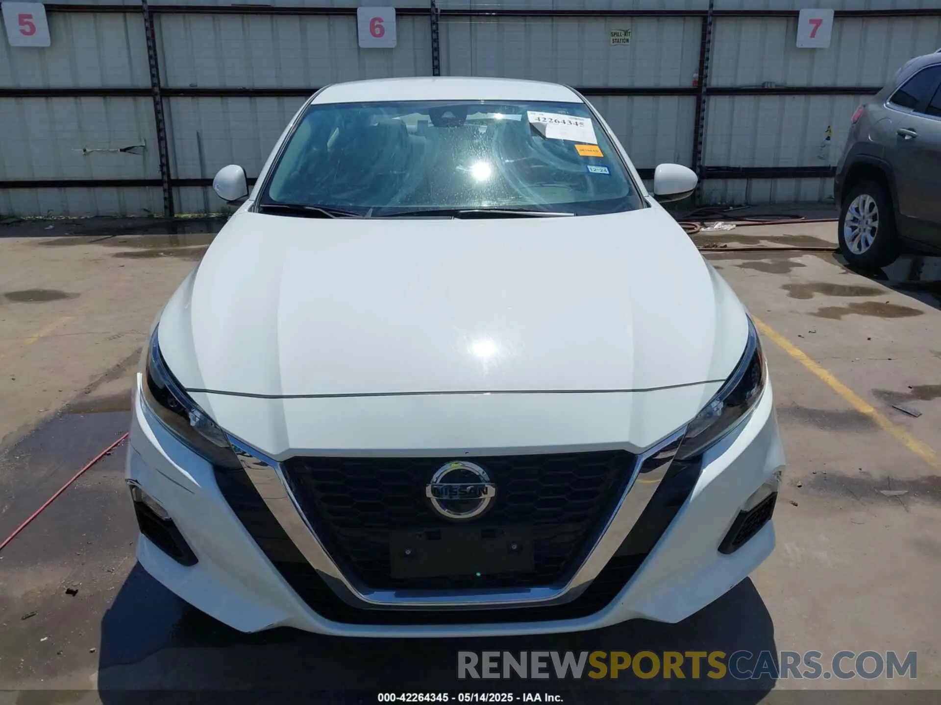 13 Photograph of a damaged car 1N4BL4BV8NN347589 NISSAN ALTIMA 2022