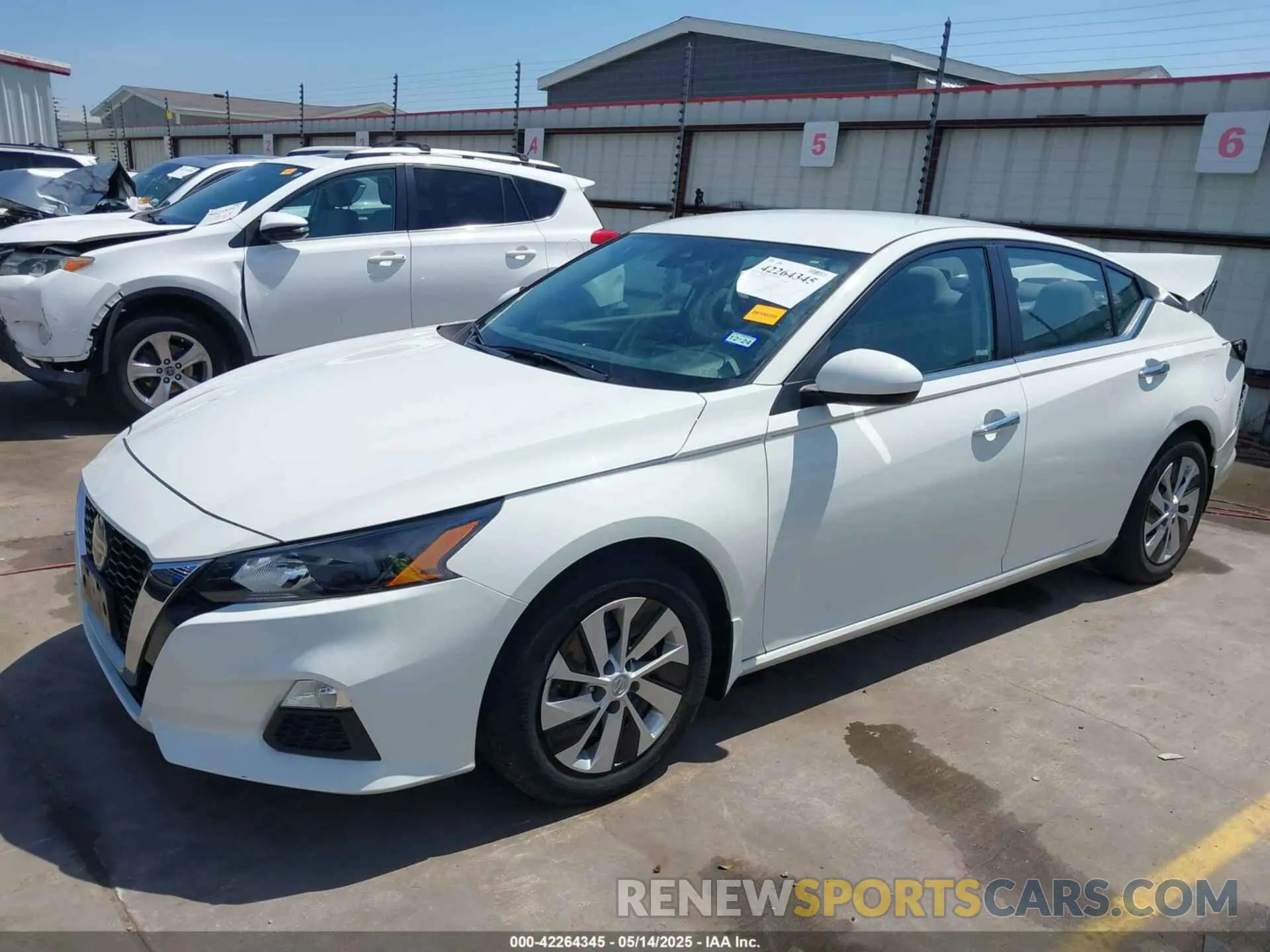 2 Photograph of a damaged car 1N4BL4BV8NN347589 NISSAN ALTIMA 2022