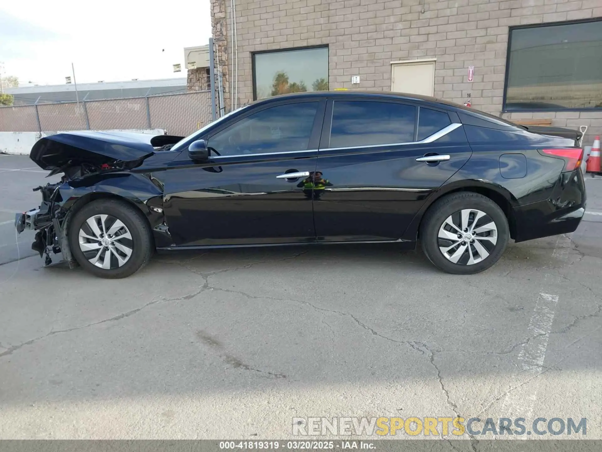 15 Photograph of a damaged car 1N4BL4BV8NN381791 NISSAN ALTIMA 2022