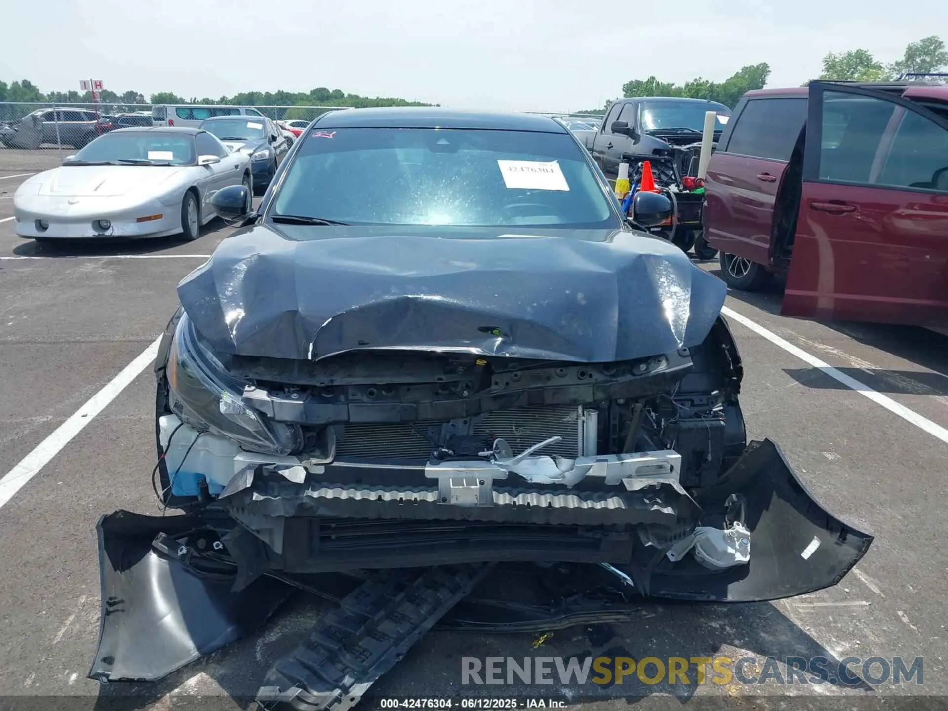 12 Photograph of a damaged car 1N4BL4BVXNN364829 NISSAN ALTIMA 2022