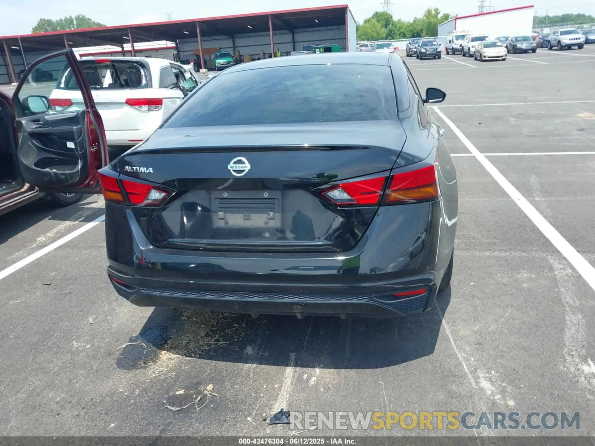 16 Photograph of a damaged car 1N4BL4BVXNN364829 NISSAN ALTIMA 2022