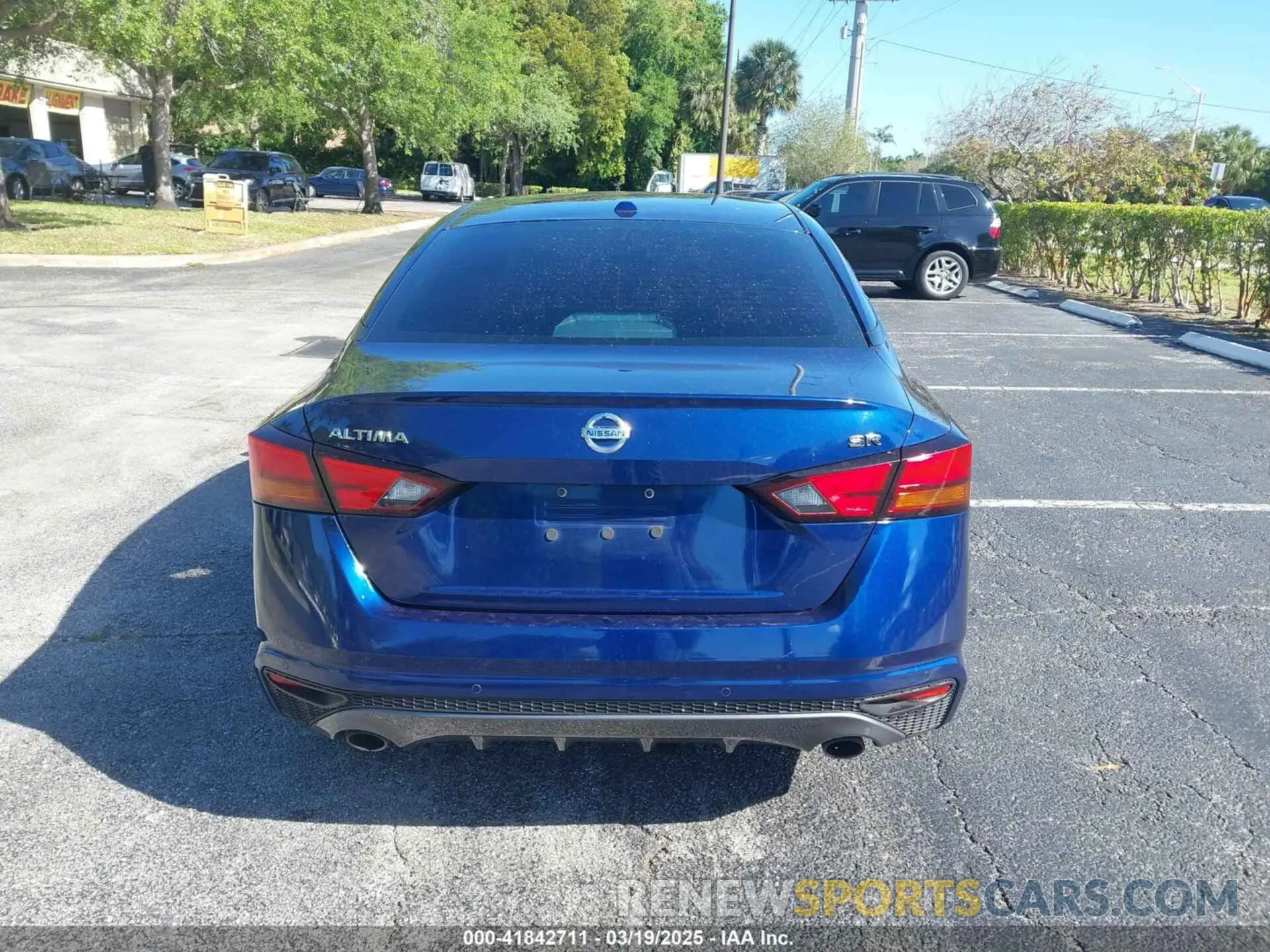 16 Photograph of a damaged car 1N4BL4CV0NN306372 NISSAN ALTIMA 2022