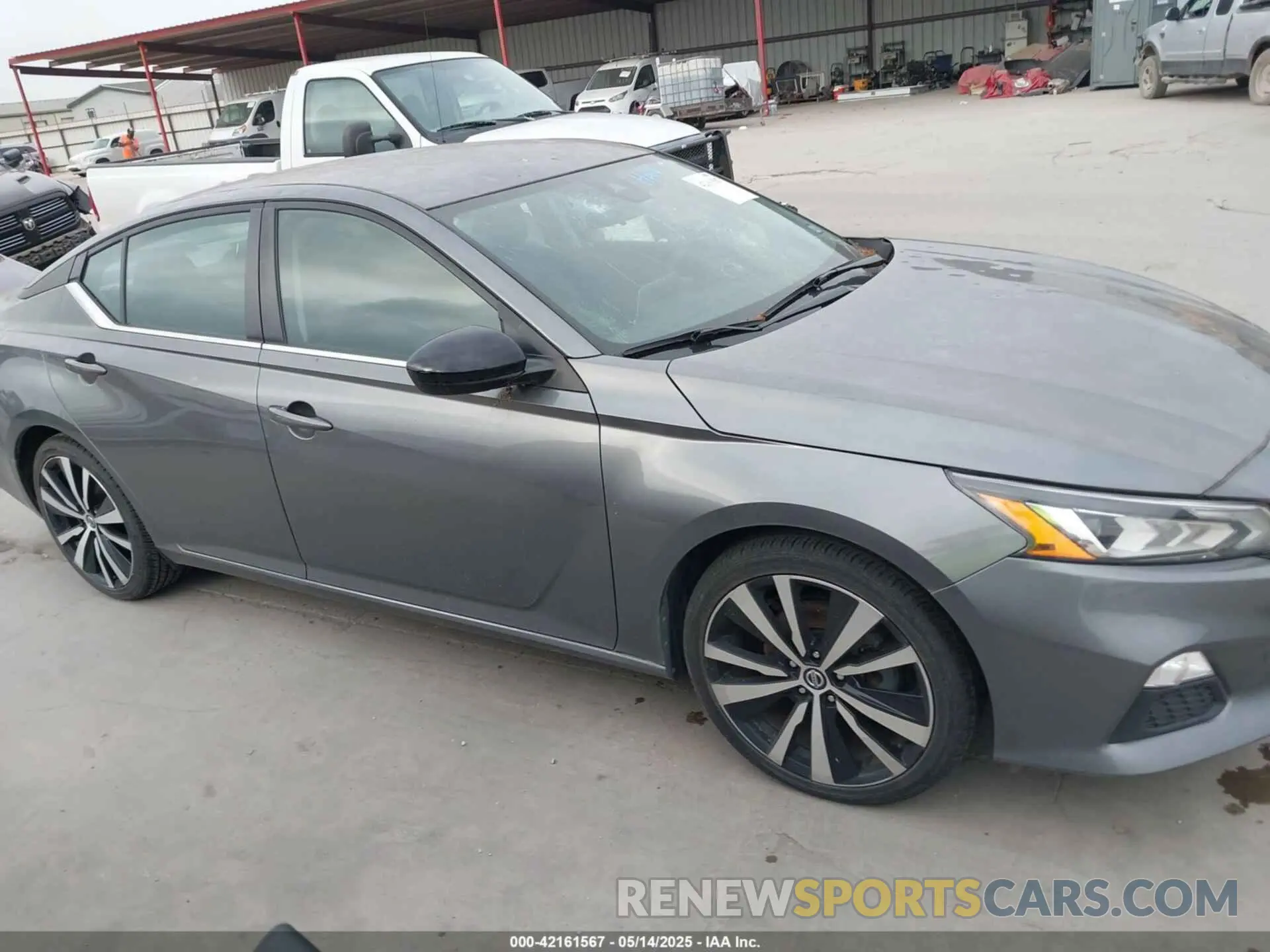13 Photograph of a damaged car 1N4BL4CV0NN386112 NISSAN ALTIMA 2022