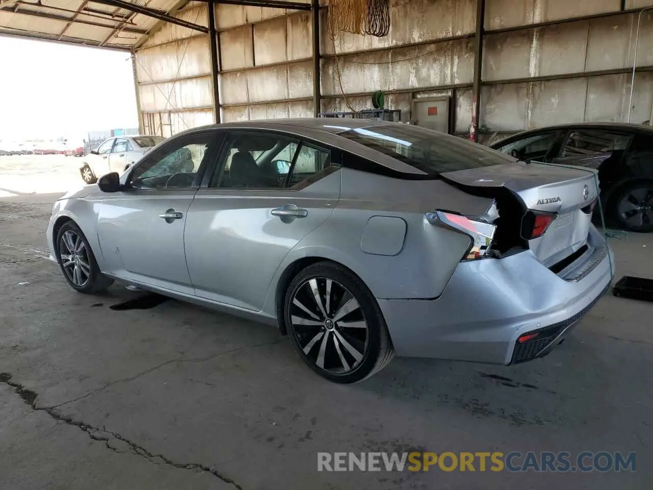 2 Photograph of a damaged car 1N4BL4CV1NN327375 NISSAN ALTIMA 2022