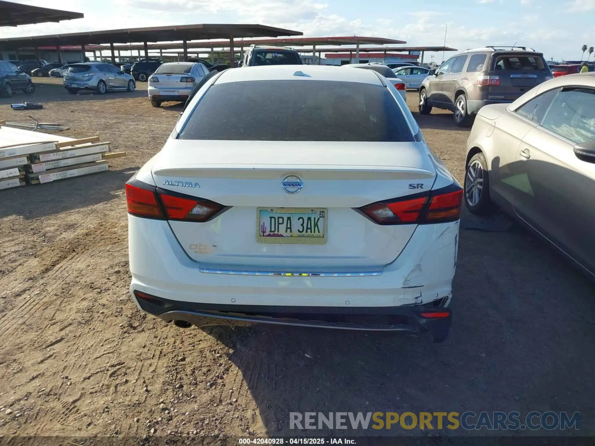 16 Photograph of a damaged car 1N4BL4CV1NN395658 NISSAN ALTIMA 2022