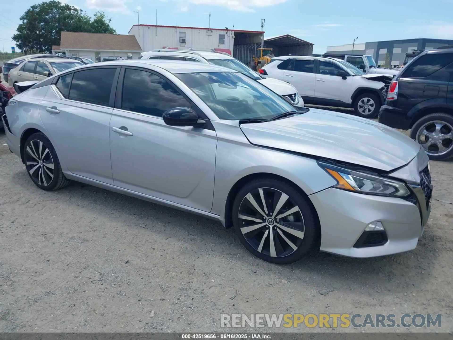 1 Фотография поврежденного автомобиля 1N4BL4CV2NN367366 NISSAN ALTIMA 2022