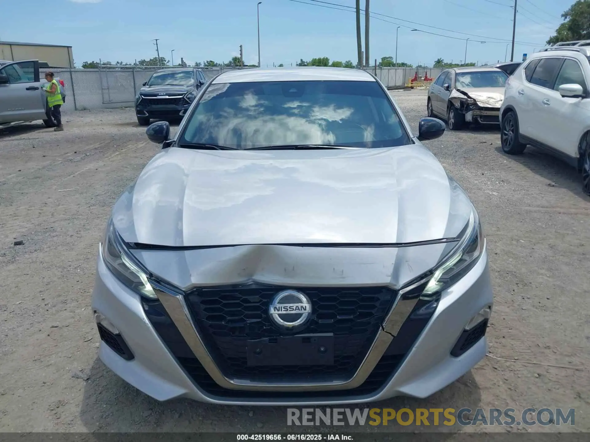 12 Фотография поврежденного автомобиля 1N4BL4CV2NN367366 NISSAN ALTIMA 2022