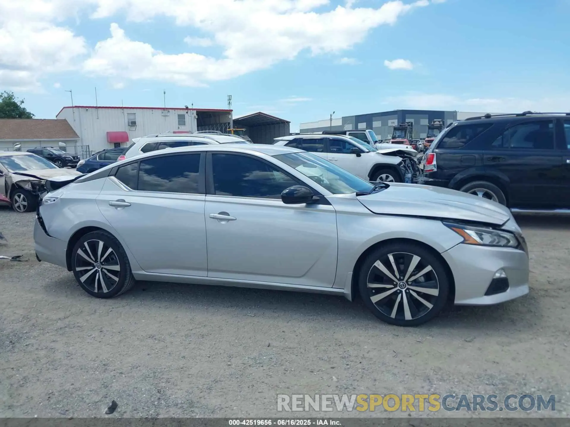 13 Фотография поврежденного автомобиля 1N4BL4CV2NN367366 NISSAN ALTIMA 2022