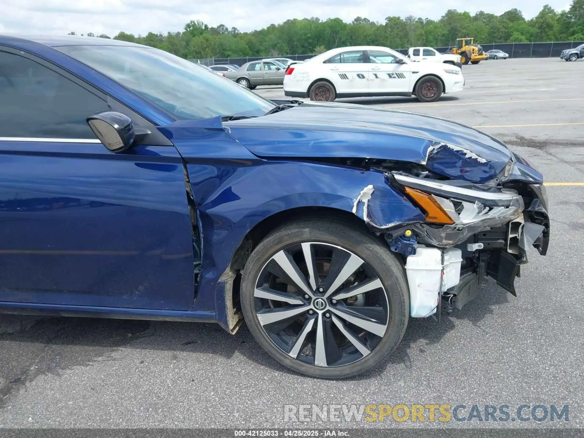 18 Photograph of a damaged car 1N4BL4CV3NN311503 NISSAN ALTIMA 2022