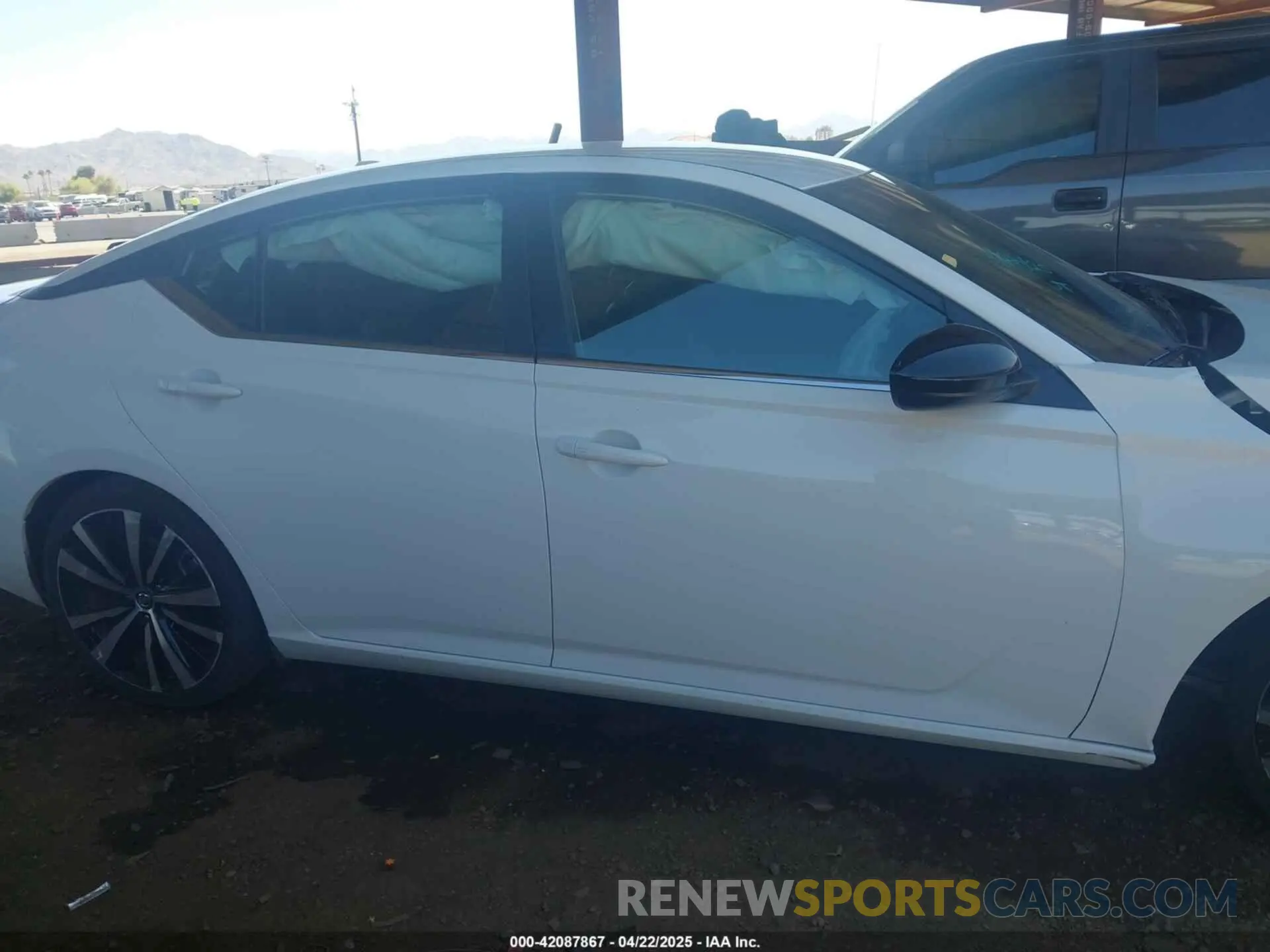 13 Фотография поврежденного автомобиля 1N4BL4CV3NN335378 NISSAN ALTIMA 2022