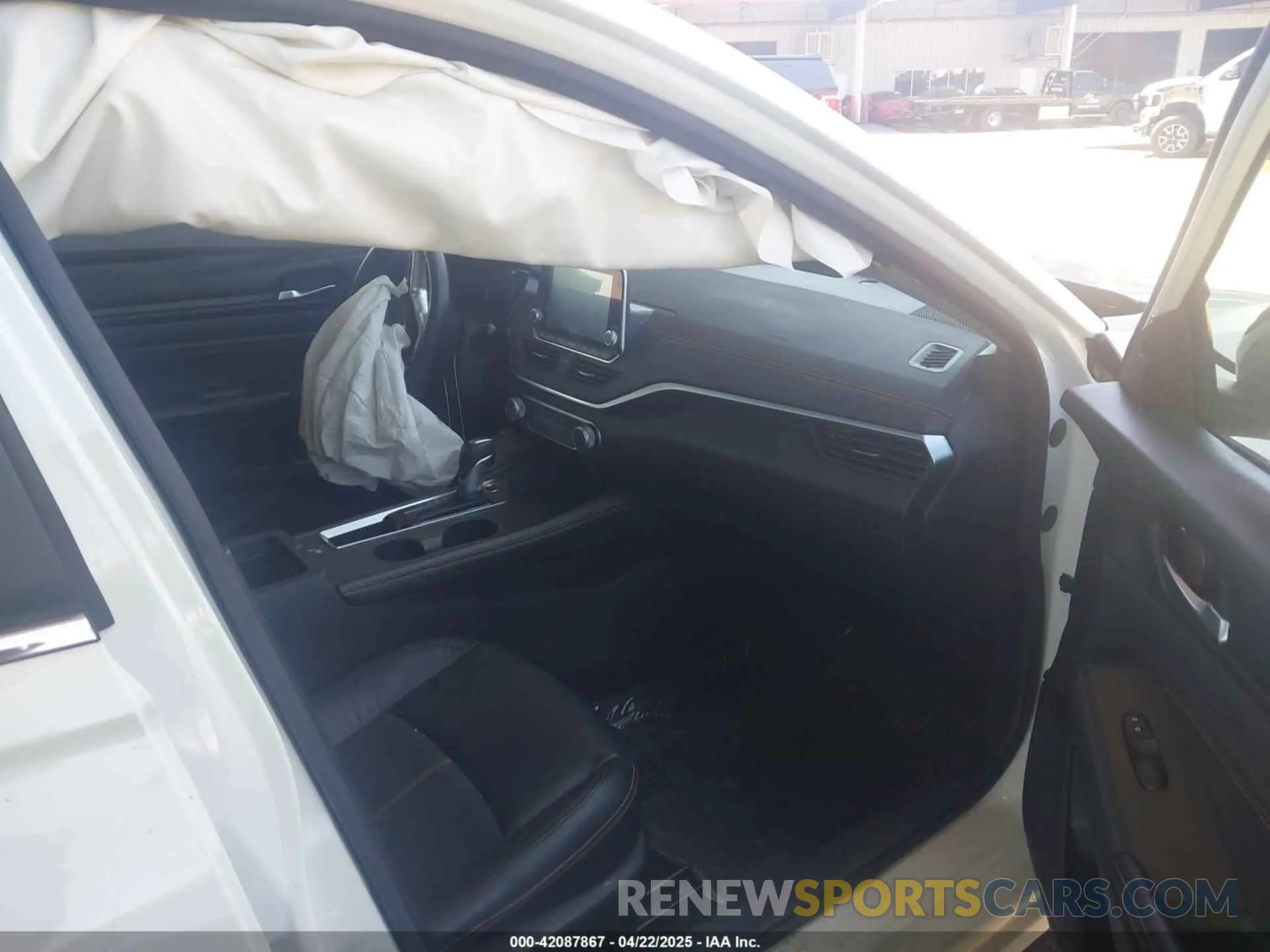 5 Фотография поврежденного автомобиля 1N4BL4CV3NN335378 NISSAN ALTIMA 2022