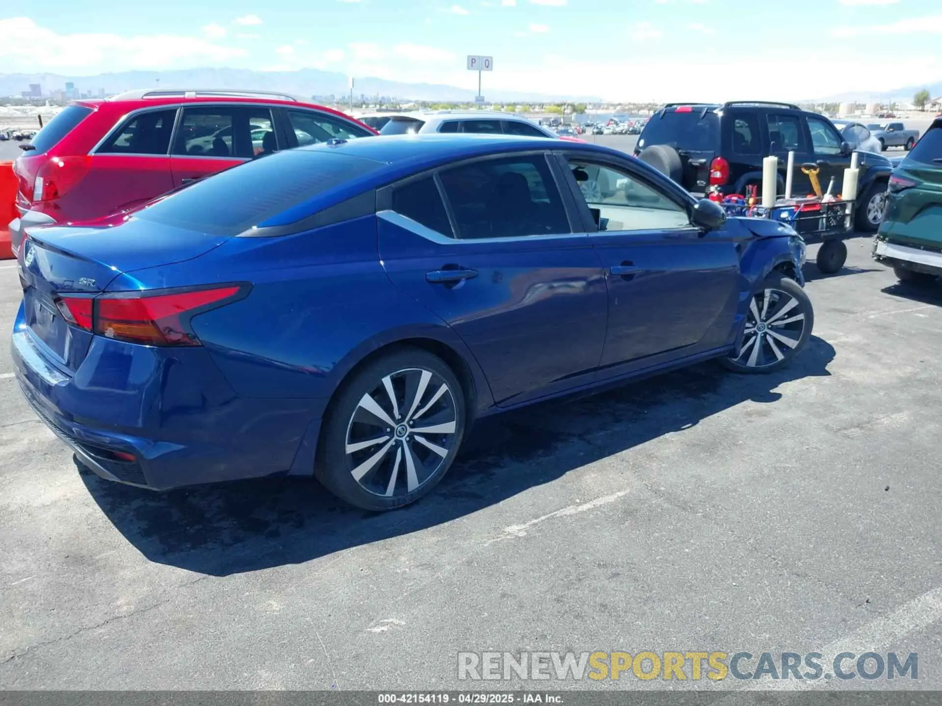 4 Photograph of a damaged car 1N4BL4CV3NN424531 NISSAN ALTIMA 2022