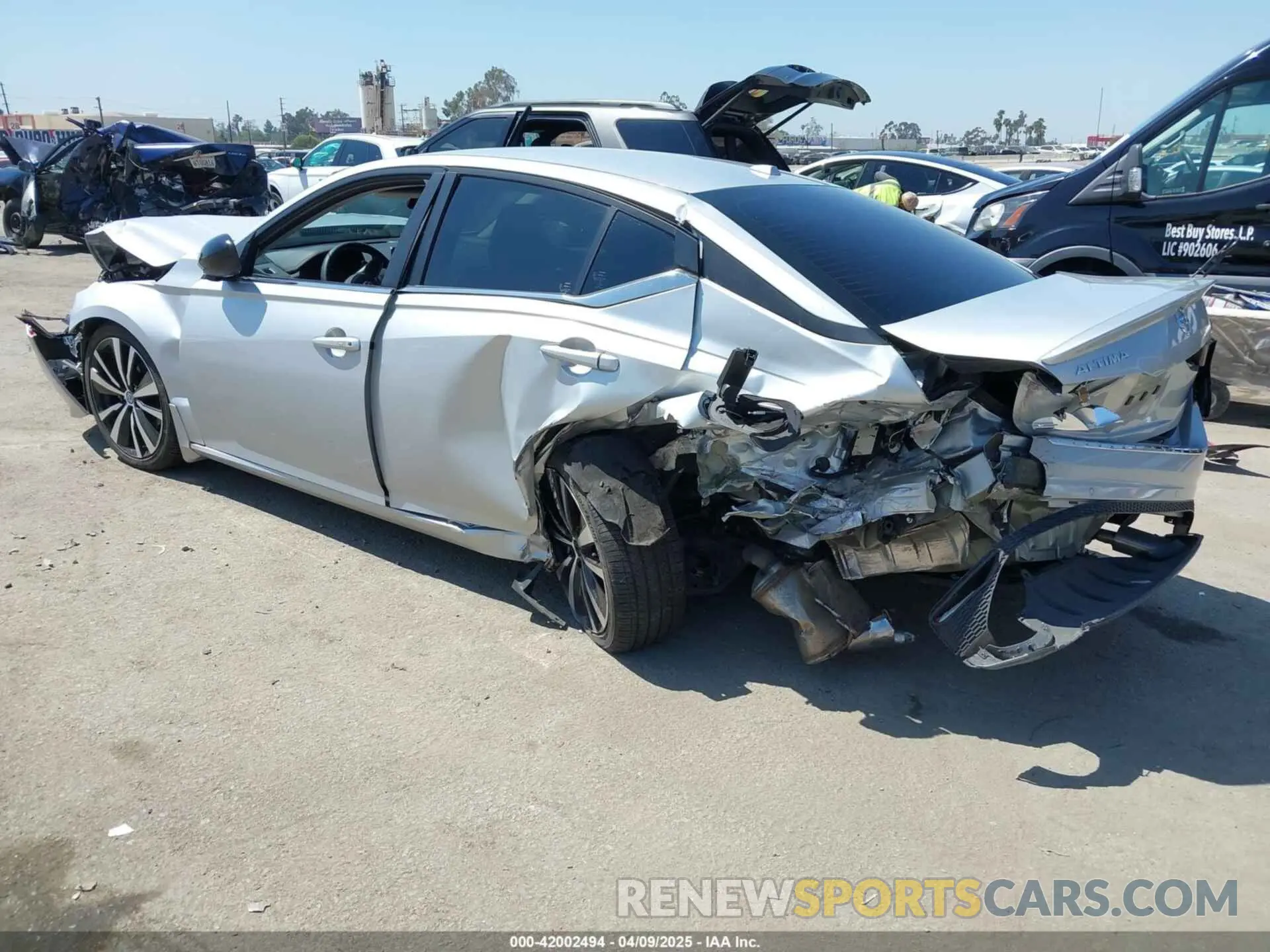 3 Photograph of a damaged car 1N4BL4CV5NN340131 NISSAN ALTIMA 2022